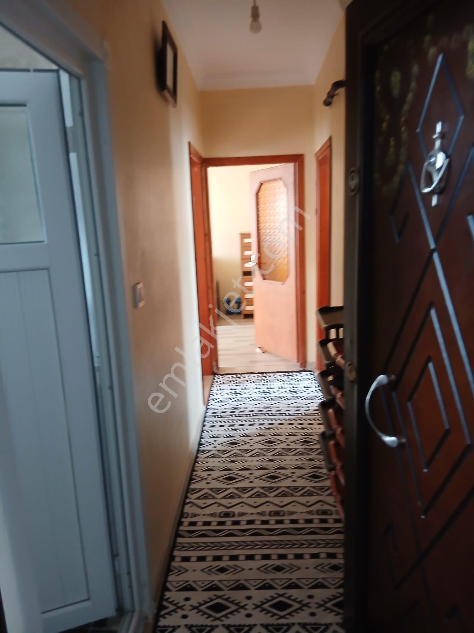 İstiklal Mah. Gülistan Sokak. /metin 3 Sitesi Daire 8 Kat 4 - Görsel 12