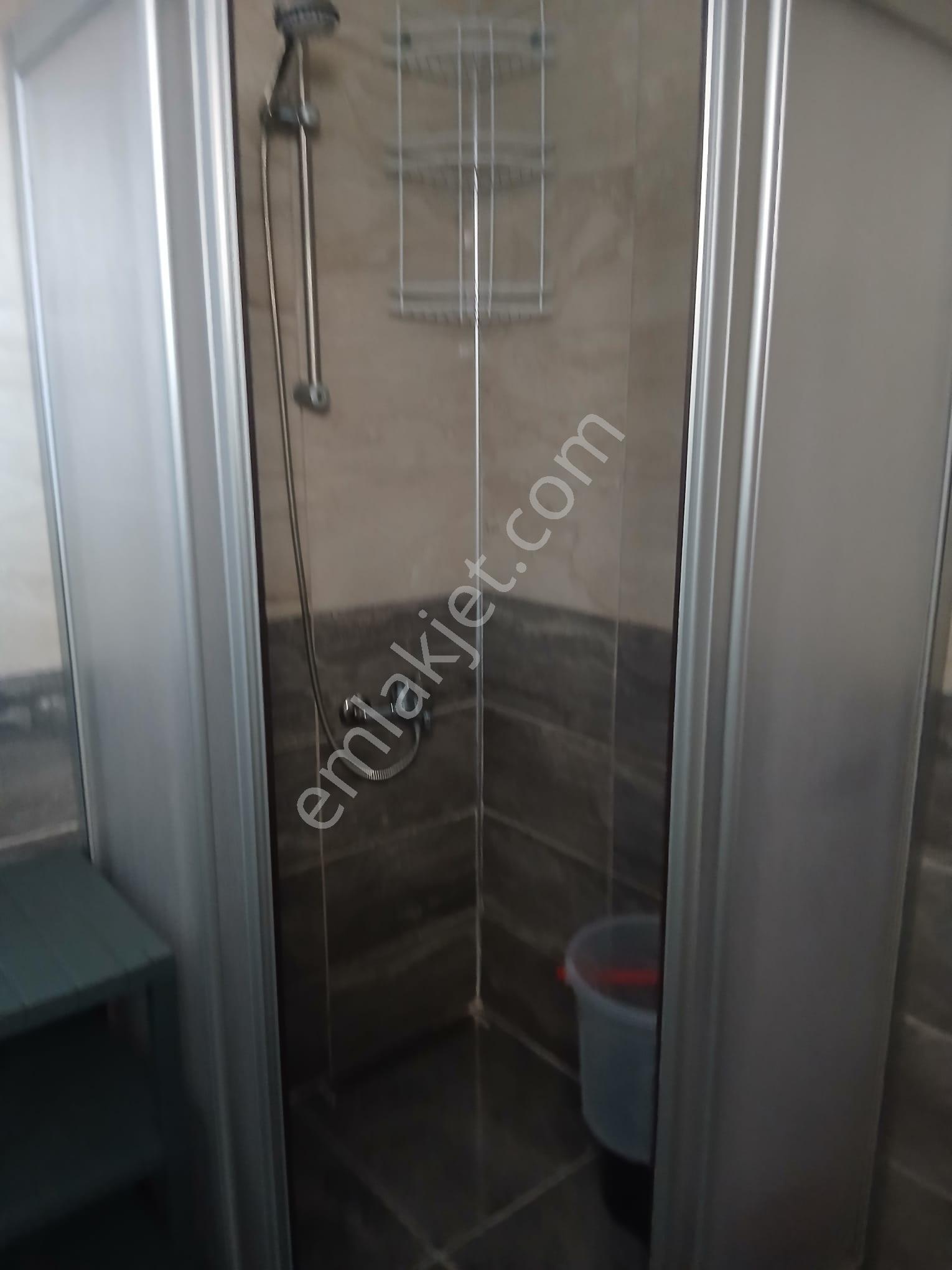 İstiklal Mah. Gülistan Sokak. /metin 3 Sitesi Daire 8 Kat 4 - Görsel 11