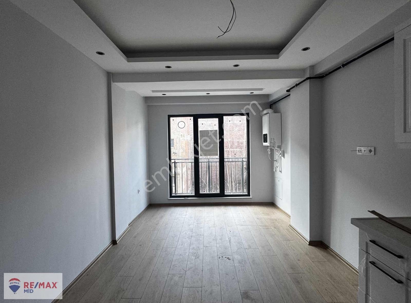 Altıeylül Gümüşçeşme'de Sıfır, Yerden Isıtmalı, Kiralık 1+1 - Görsel 12
