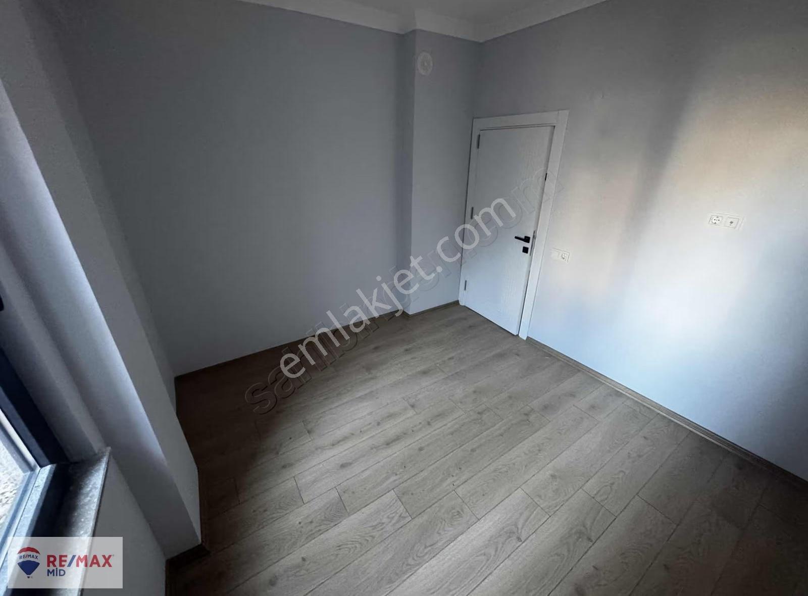 Altıeylül Gümüşçeşme'de Sıfır, Yerden Isıtmalı, Kiralık 1+1 - Görsel 10