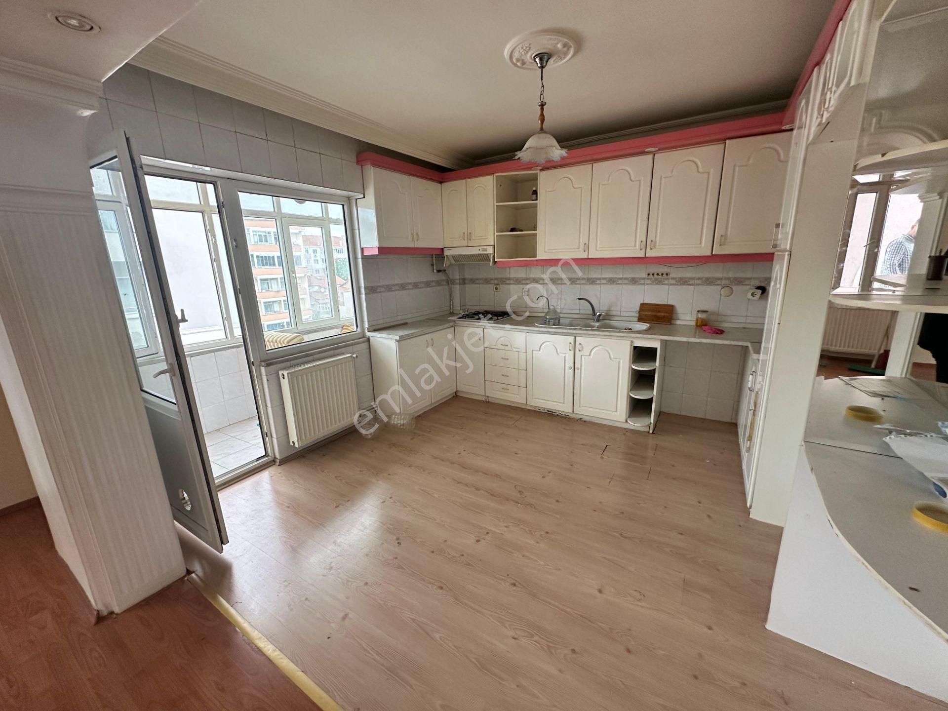 Molla Team'den Muhittin Mh.bağlariçi 3'te Kiralık 3+1 Net 130m2 - Görsel 3