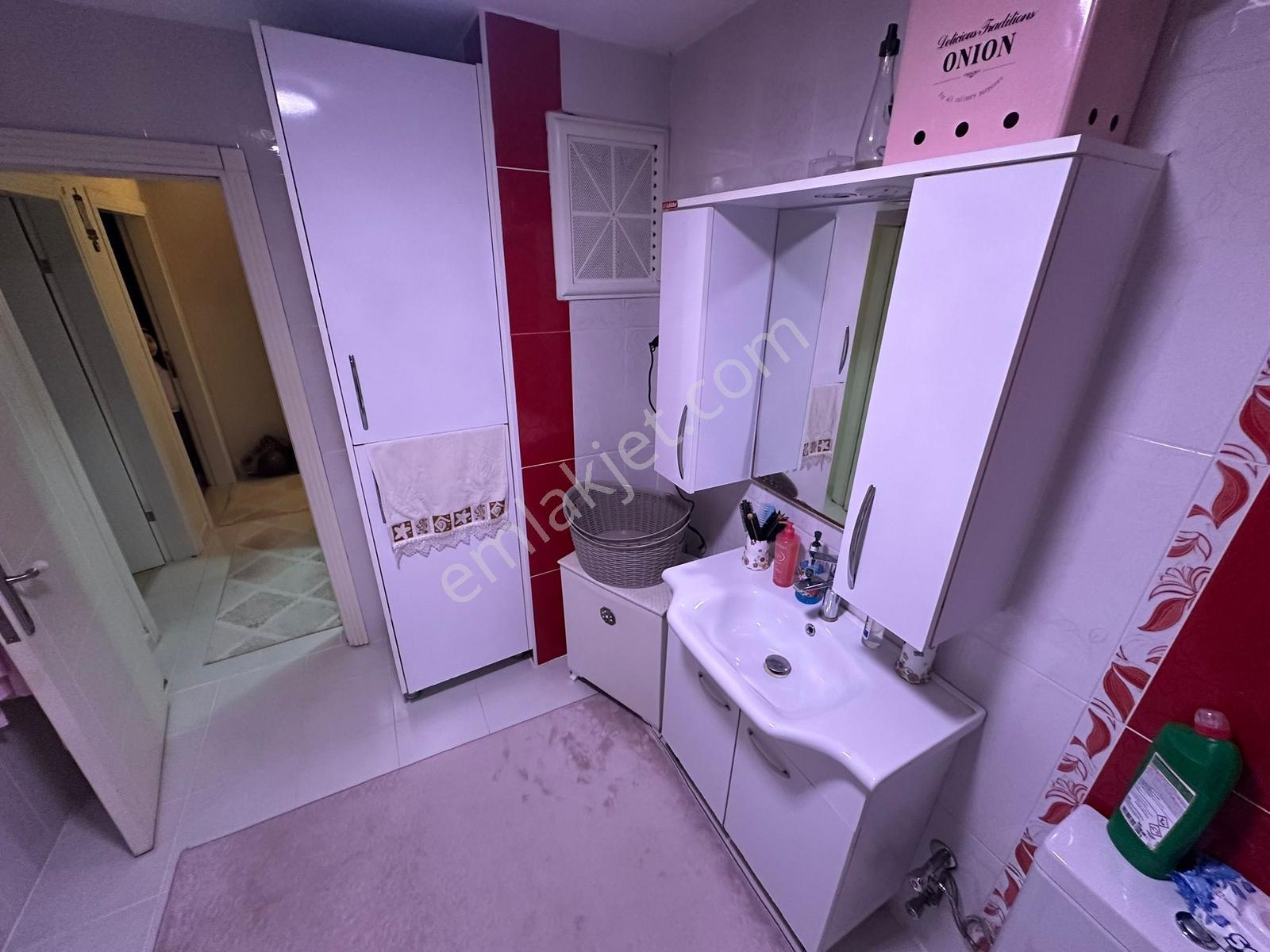Gaziosmanpaşa Tramvay Ve Hastaneye Yakın 2+1 Daire 6.250.000 Tl - Görsel 11