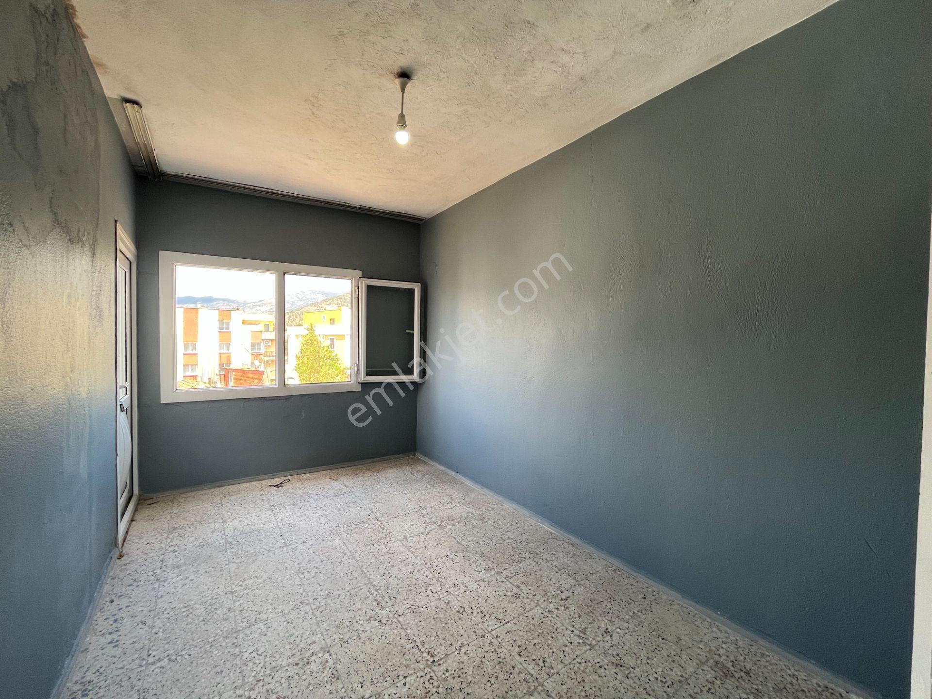 Gümüşpala Pazar Yeri Yakını Deniz Manzaralı Teraslı 2+1 Kiralık - Görsel 22