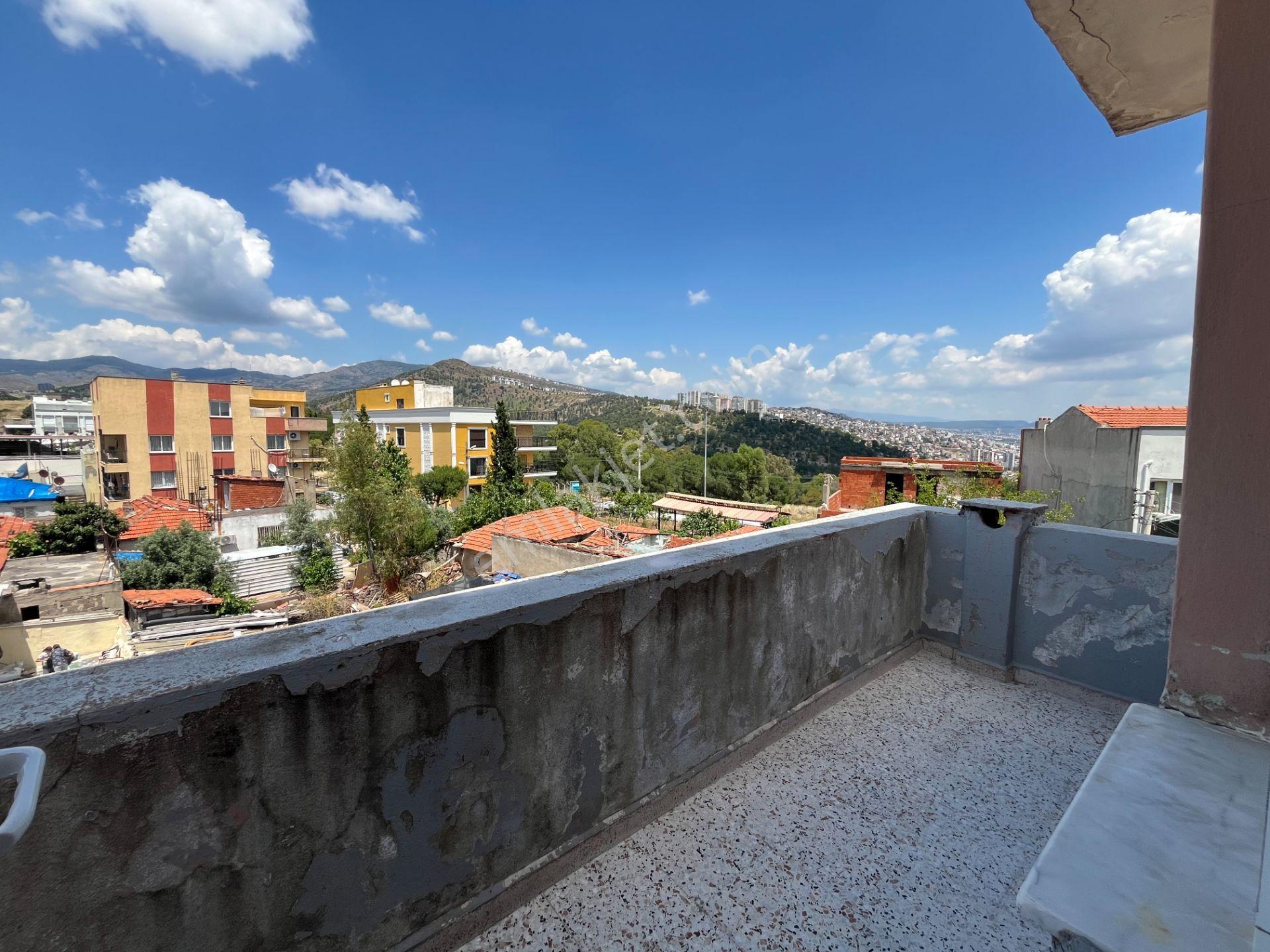 Gümüşpala Pazar Yeri Yakını Deniz Manzaralı Teraslı 2+1 Kiralık - Görsel 15