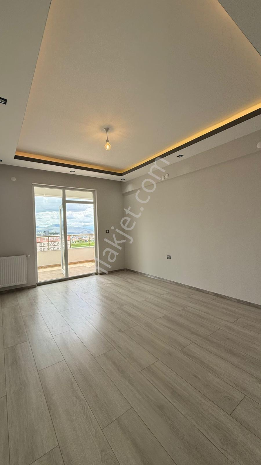 Öz Gaye Emlaktan Develi M.asım Köksal Mahallesinde Satılık 4+1 Daire - Görsel 2