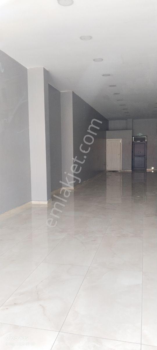 Cadde Üstü Kiralık Dükkan - Görsel 7