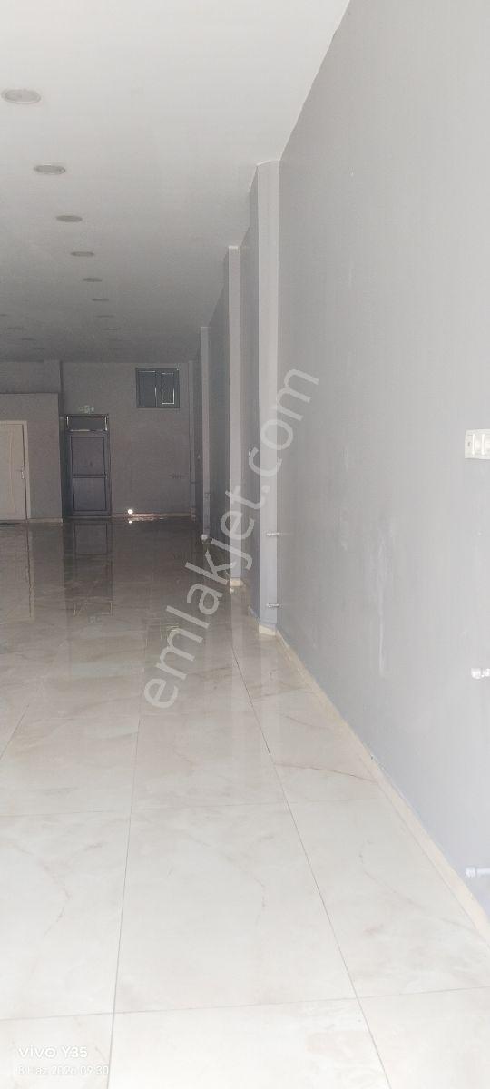Cadde Üstü Kiralık Dükkan - Görsel 9