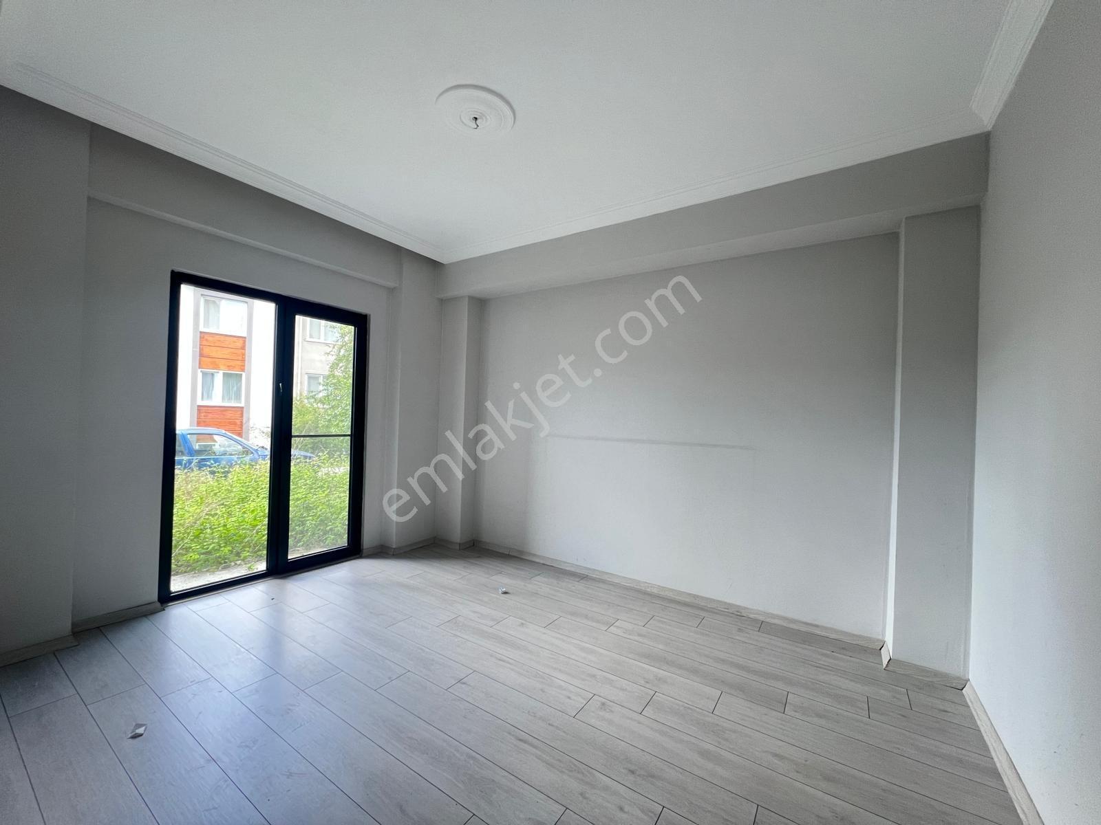 Maltepede Geniş Ve Ferah Kullanımlı 2+1 Kiralık Daire !!!! - Görsel 3