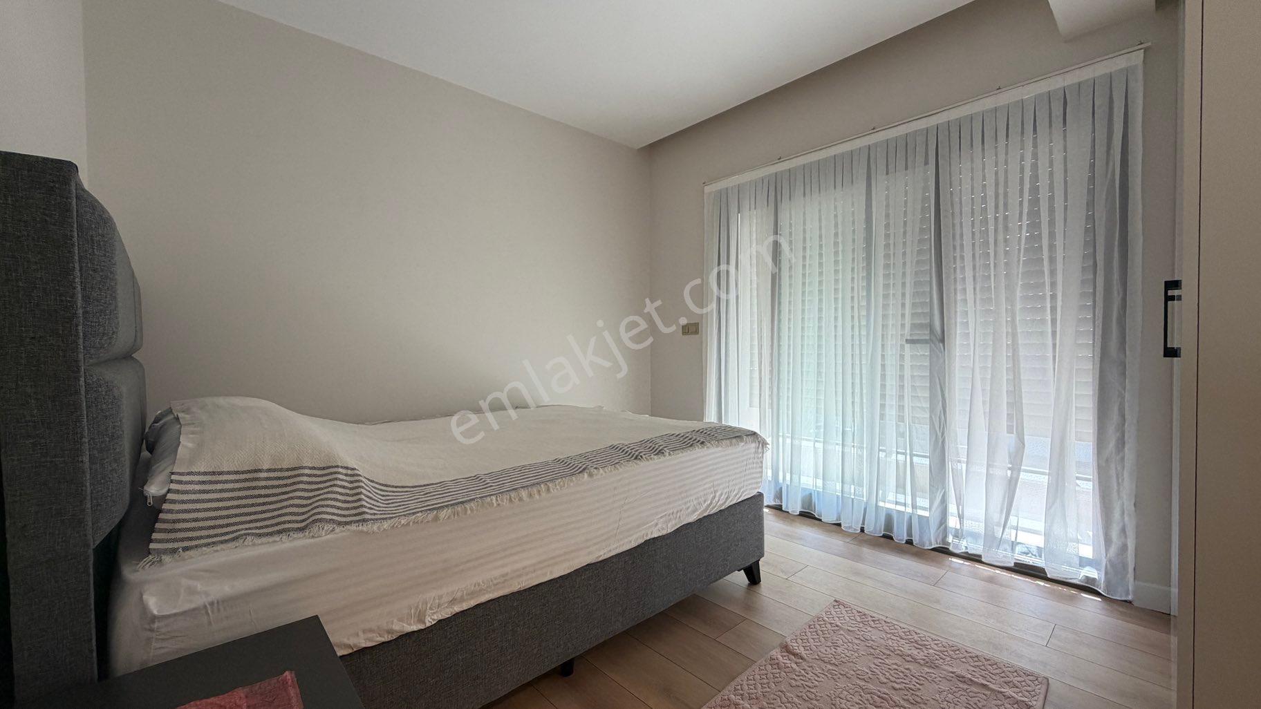Alya Gayrimenkul Çamlık Yolda Full Tadilatlı 4+1 Villa - Görsel 29