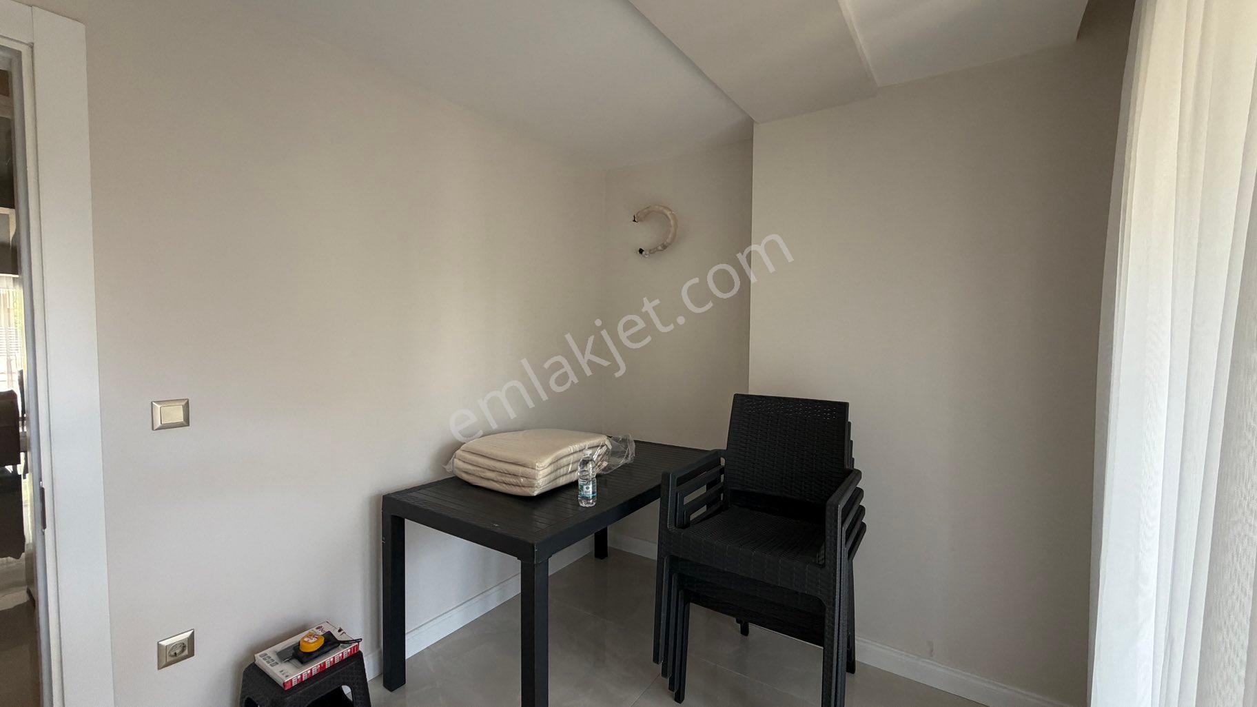 Alya Gayrimenkul Çamlık Yolda Full Tadilatlı 4+1 Villa - Görsel 7