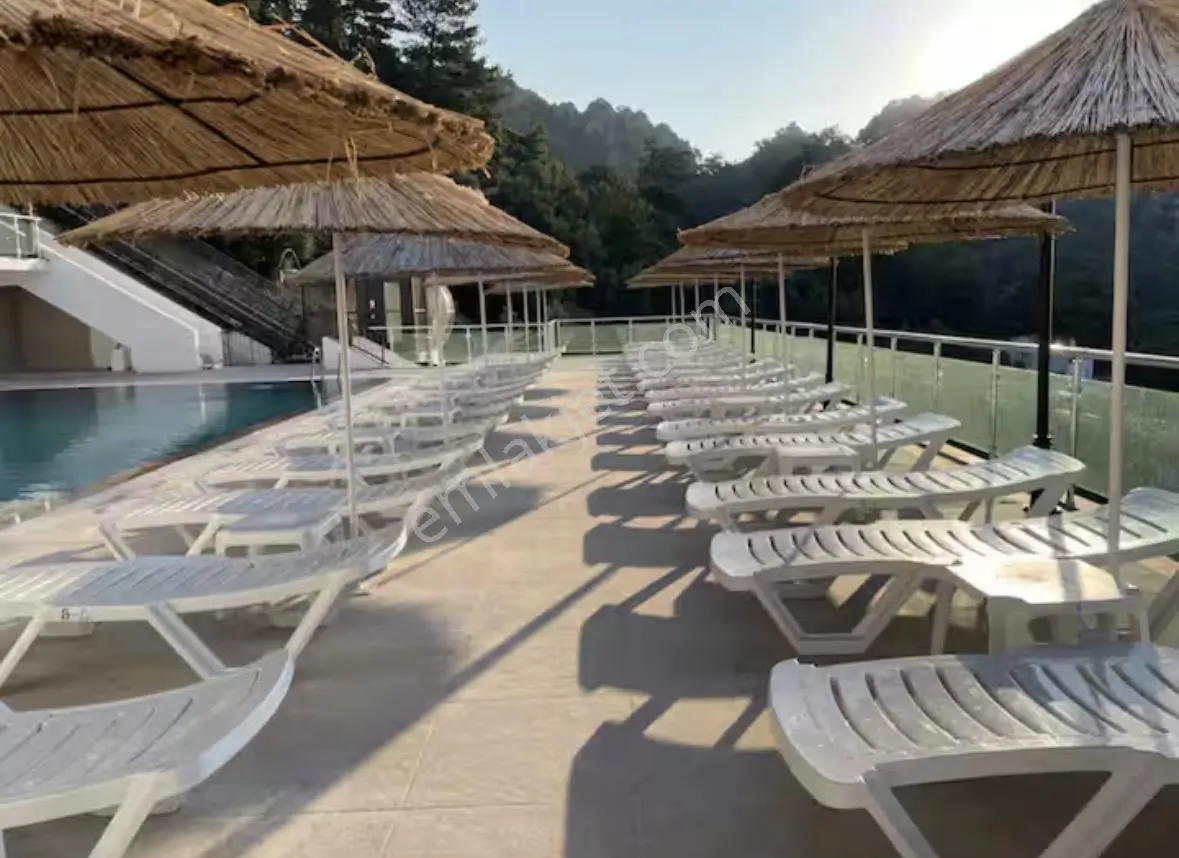 Marmaris Turunç'ta - Deniz Manzaralı - Havuzlu - Teraslı 1+1 - Görsel 4