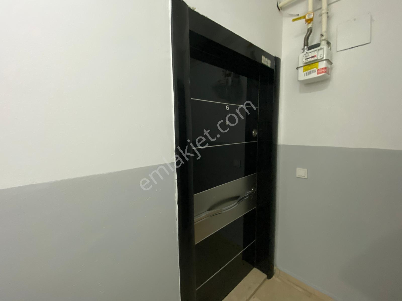 Arnavutköy Huzur Sitesinde Geniş Teraslı 1+1 Kiralık - Görsel 10