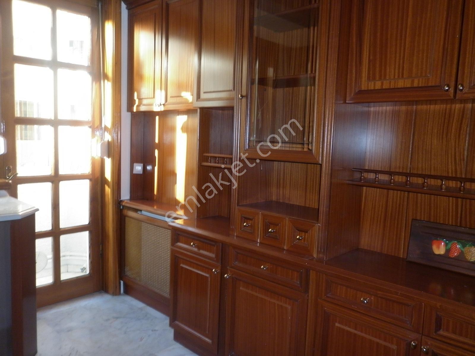 Florya'da Nezih Site İçerisinde 170m2 Net 3+1 Masrafsız Daire - Görsel 14