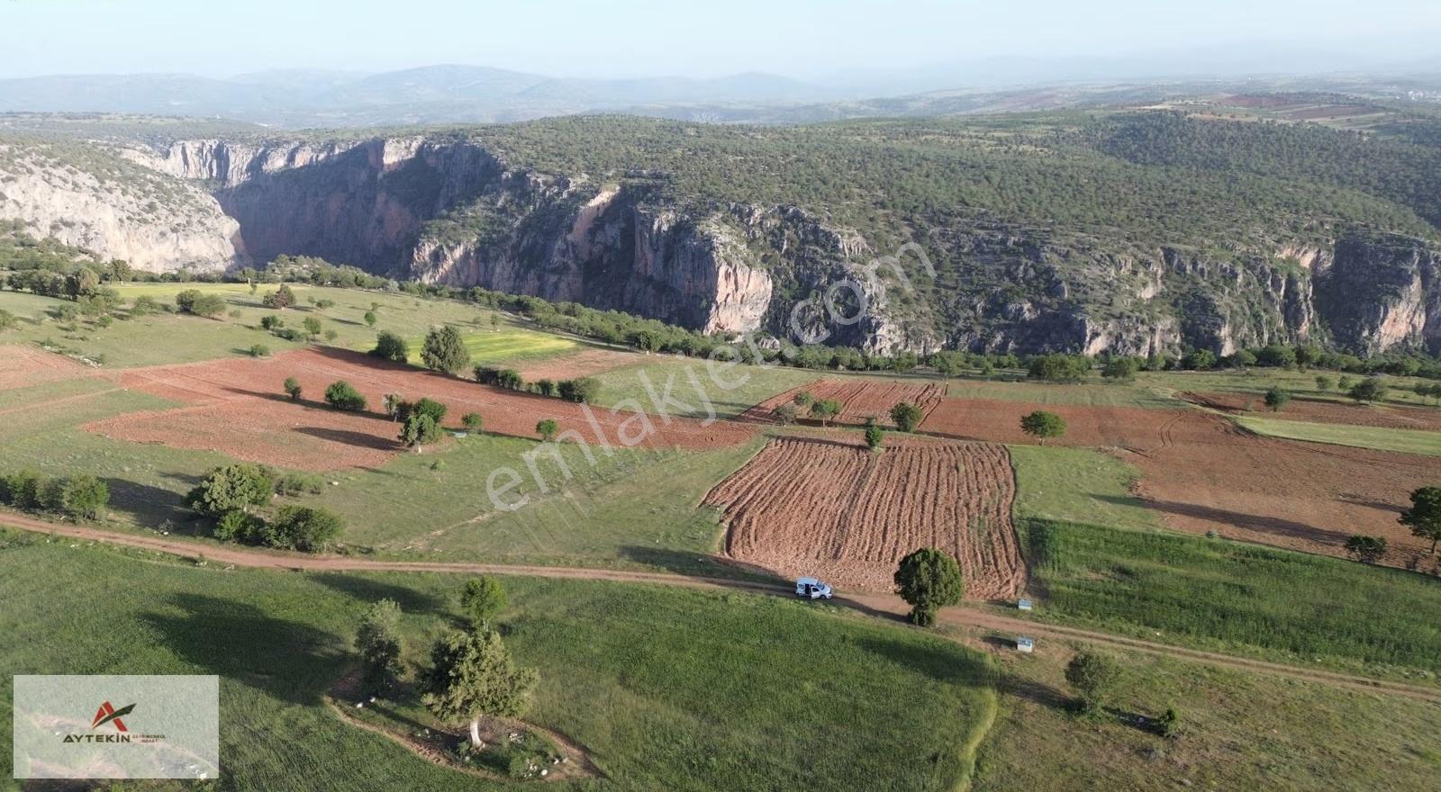 Akören Avdan Mahallesinde 2.336 M² Müstakil Tapulu Tarla - Görsel 2