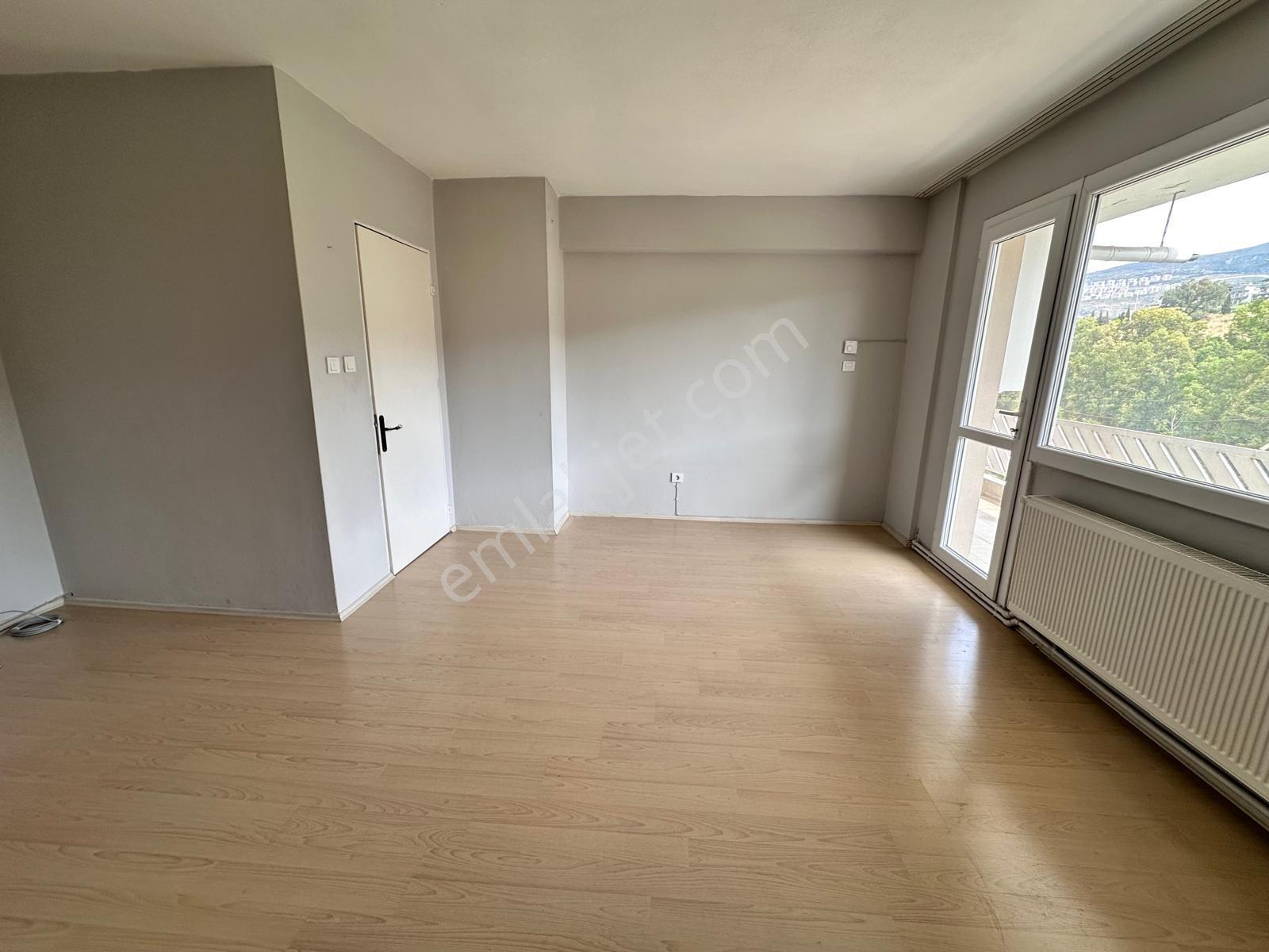 Osmangazi Özlem Sitesi 3+1 Ara Kat Bakımlı Ön Cephe Satılık - Görsel 6