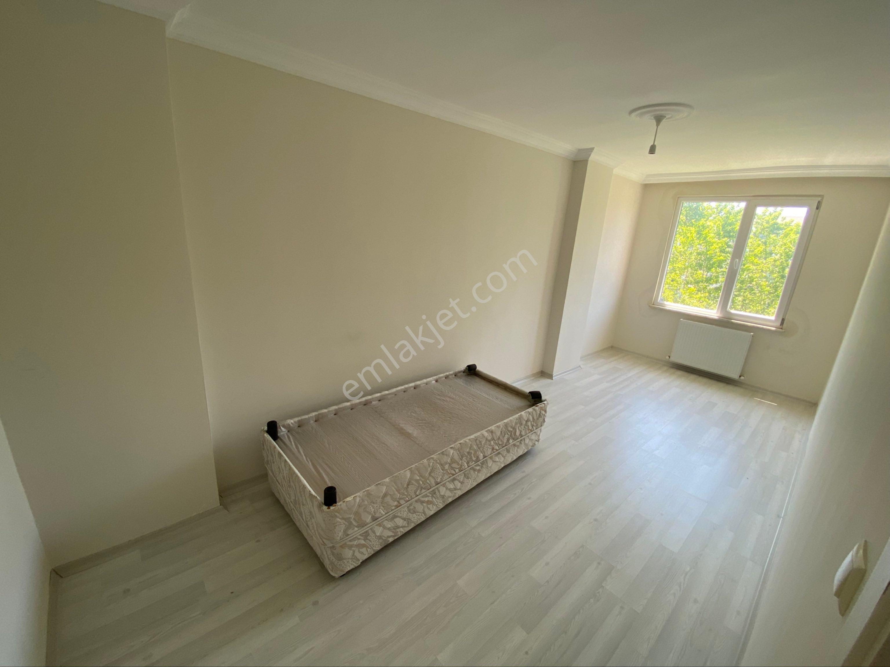 Çınarcık Teşvikiye’de Plaja Yakın 4+1 180 M2 Net Çatı Dubleks Daire - Görsel 16
