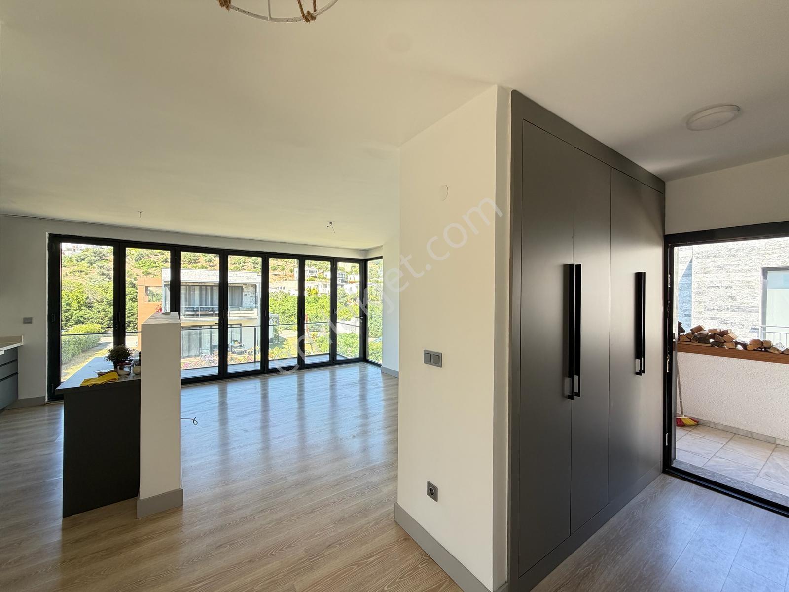 Bodrum Kadıkalesinde Denize 500 Metre Satılık Üst Kat Daire - Görsel 18