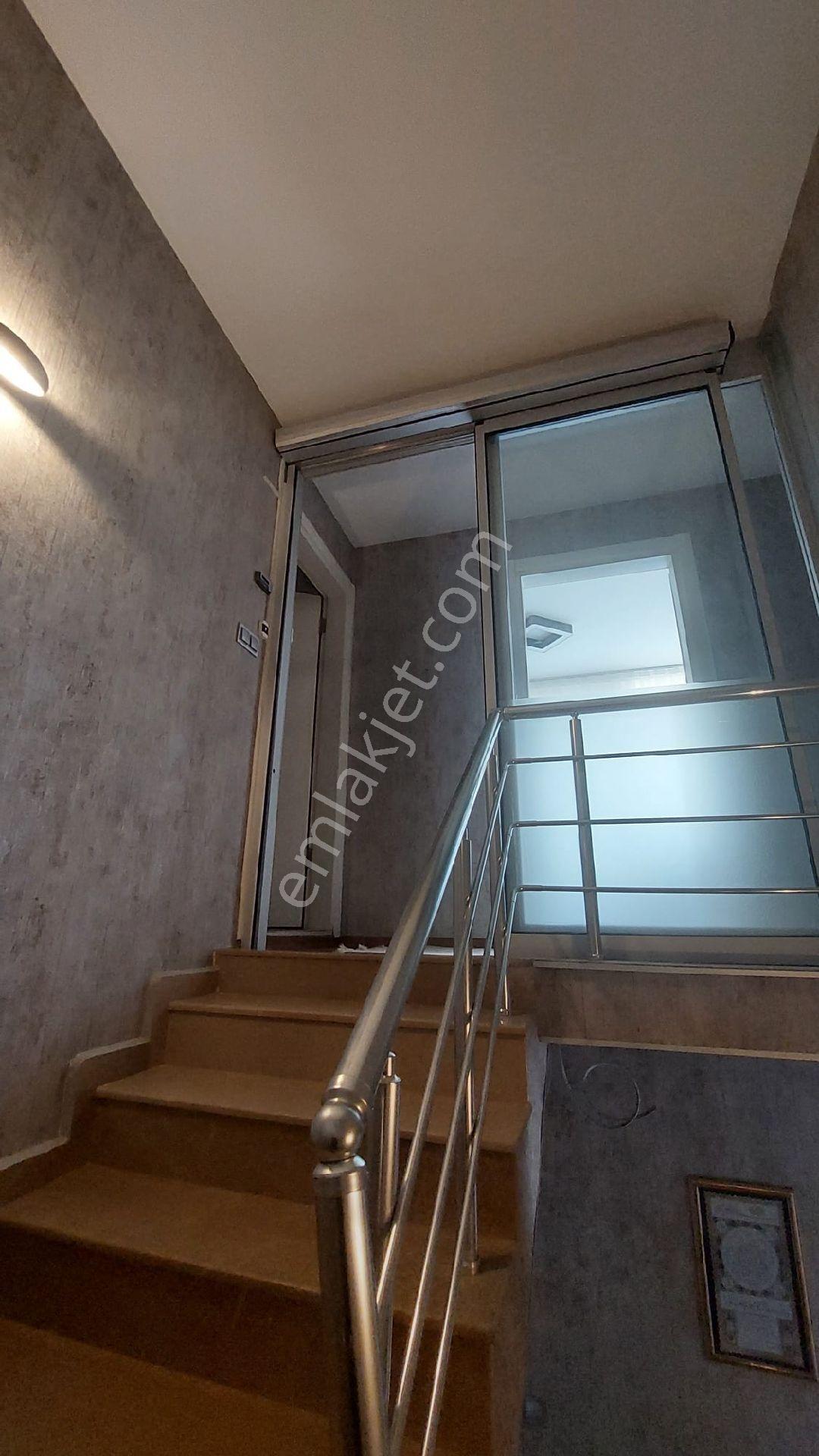 Demirci'de Satılık Dubleks Daire - Görsel 9