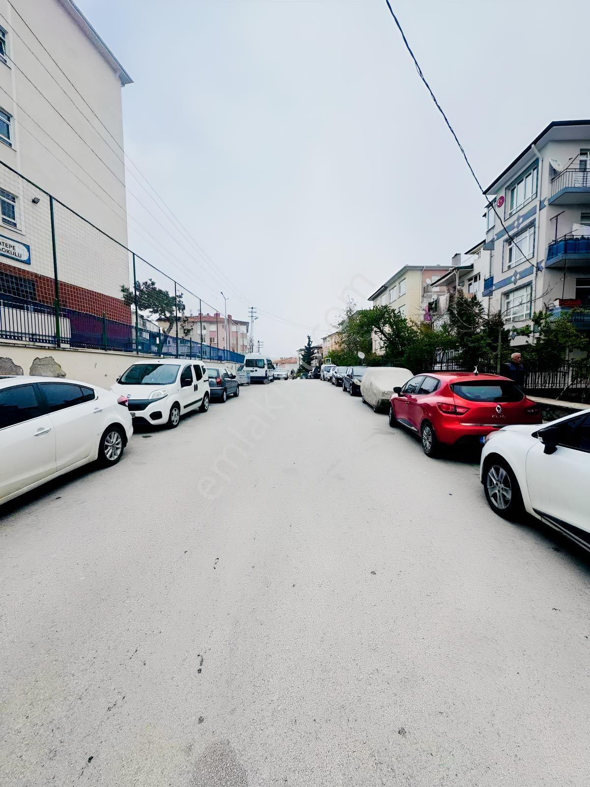 Atıi Caddesinde 40m2 Wc Li Dükkan - Görsel 2