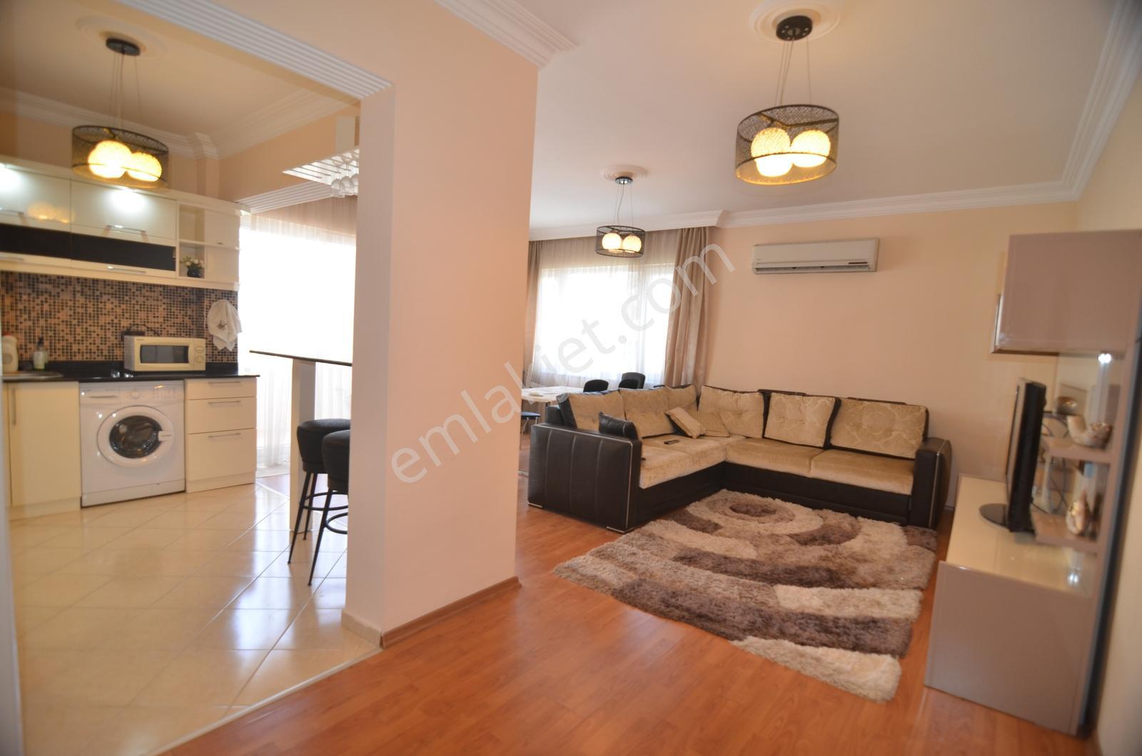 Alanya Kleopatra'da Deniz Manzaralı Eşyalı Satılık 3+1 Daire - Görsel 13