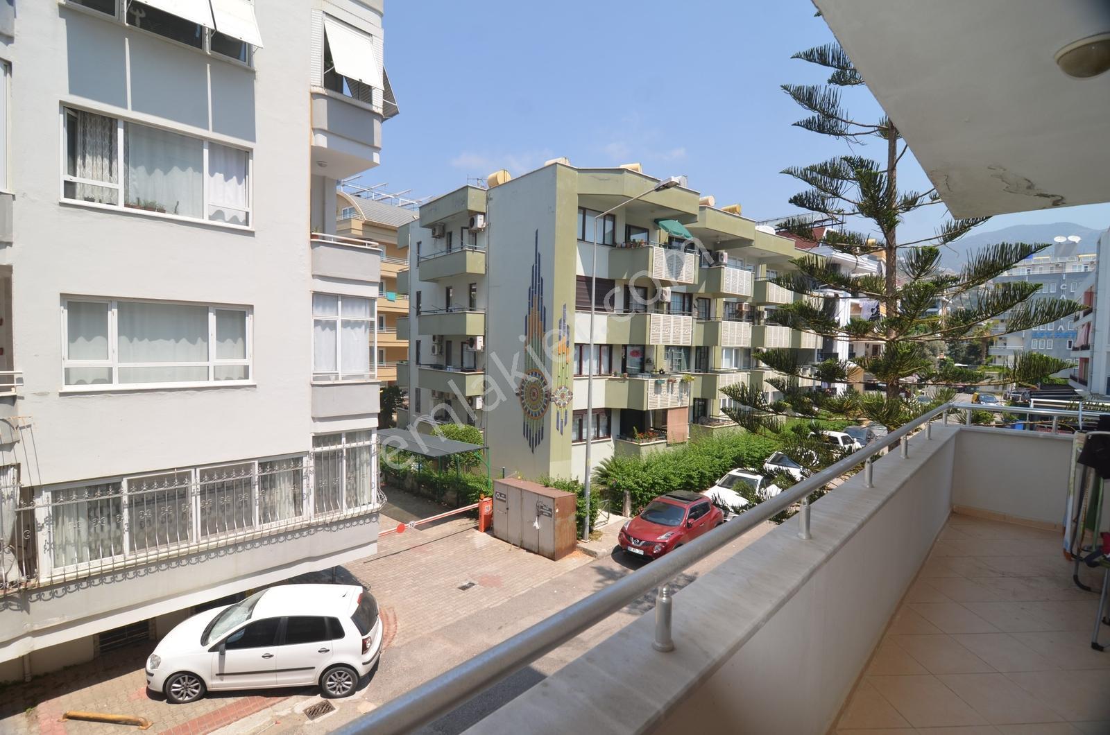 Alanya Kleopatra'da Deniz Manzaralı Eşyalı Satılık 3+1 Daire - Görsel 9