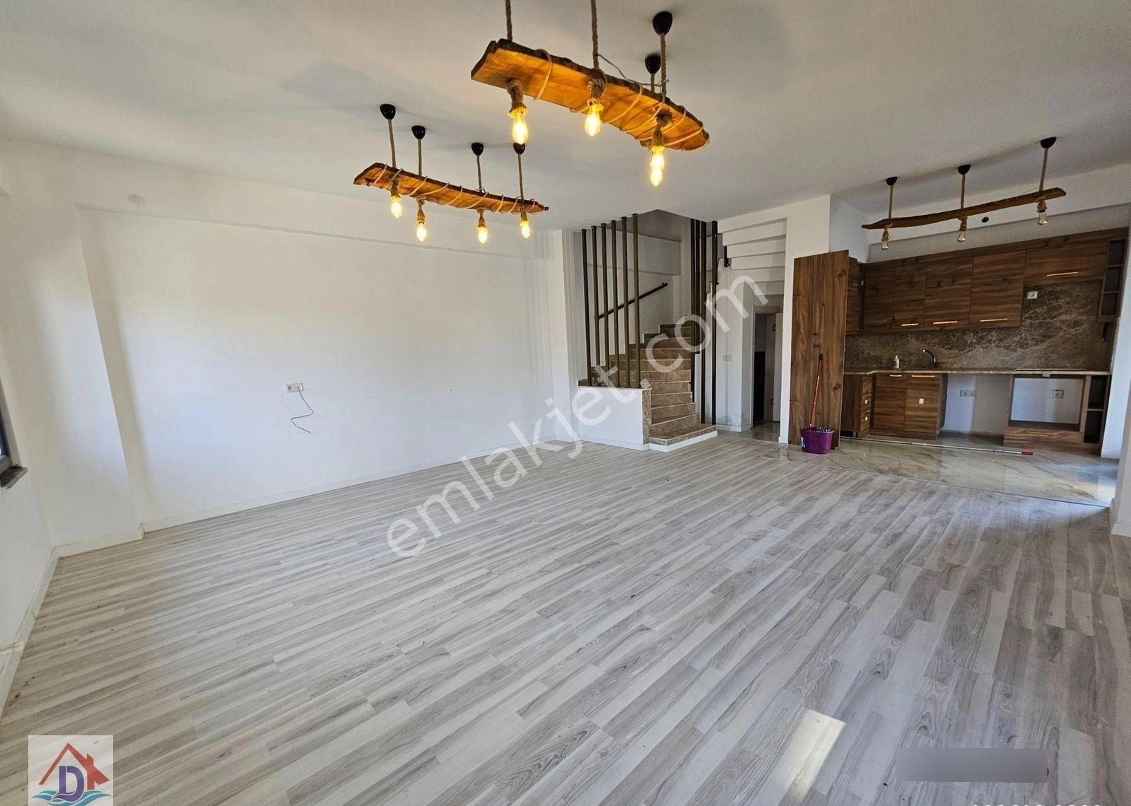 Deniz'den 210 M2 Arsa İçinde4+1 Müstakil Parsel Satılık Villa - Görsel 3