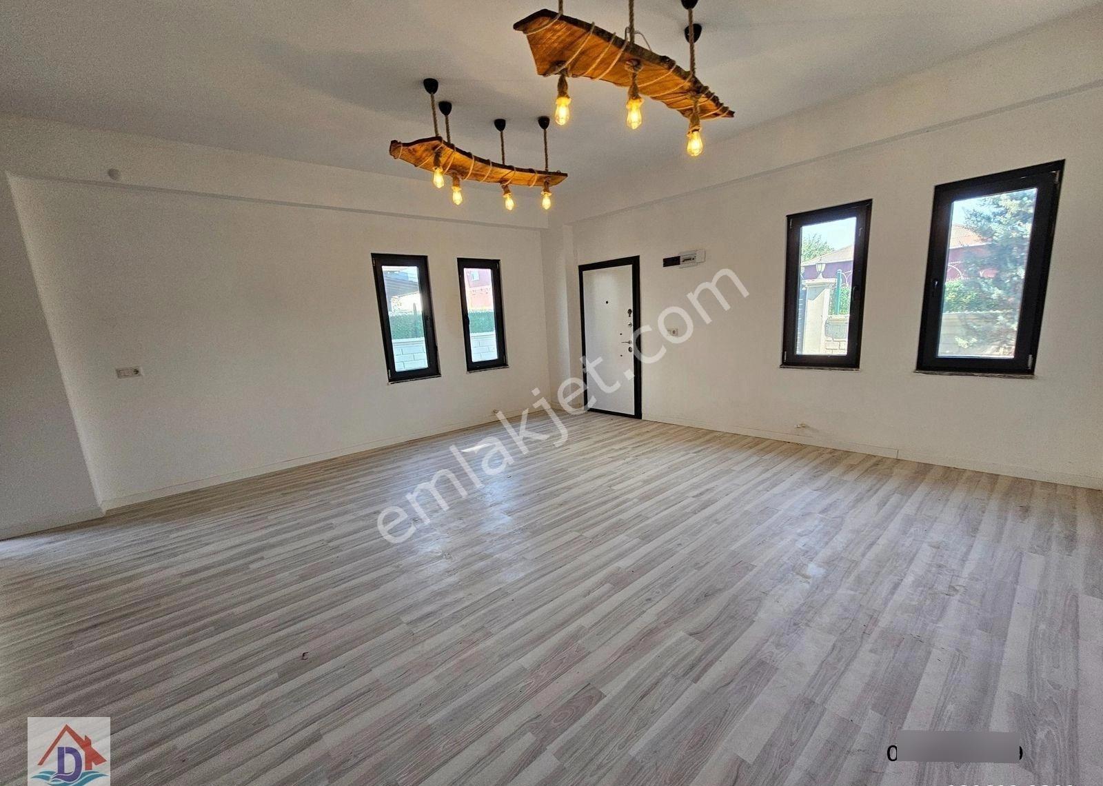 Deniz'den 210 M2 Arsa İçinde4+1 Müstakil Parsel Satılık Villa - Görsel 2