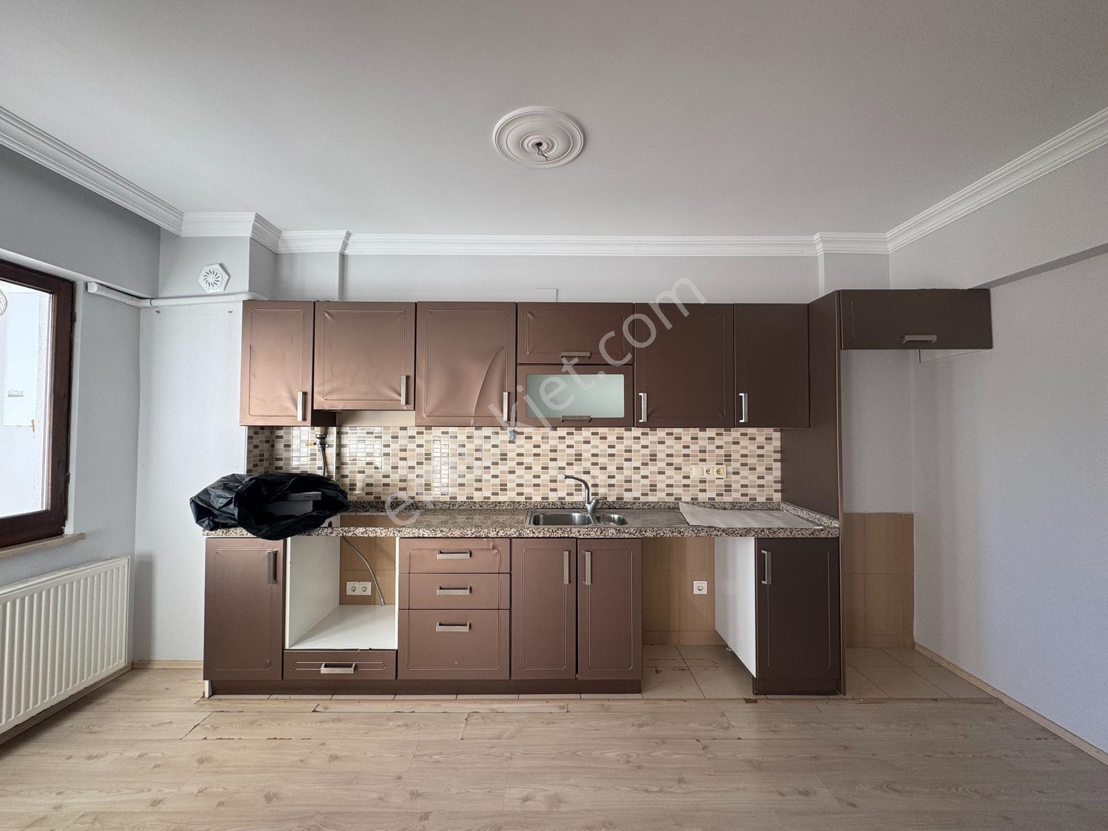 Redstone Şana Dan Çukurçayırda Merkezi Noktada Üç Cepheli 4+1 - Görsel 19