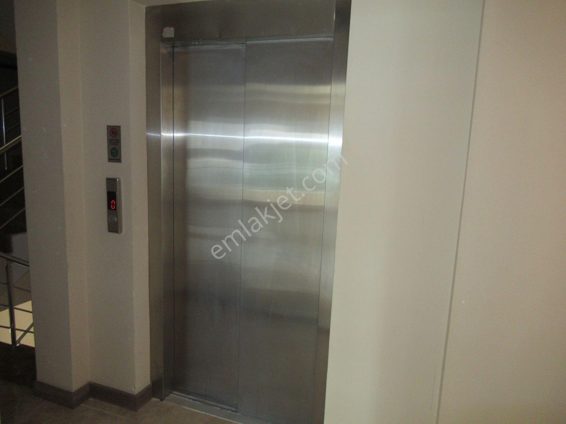Üstünkent'ten Çiftlikköy'de Üniversiteye Komşu Kiralık 1+1 Daire - Görsel 32
