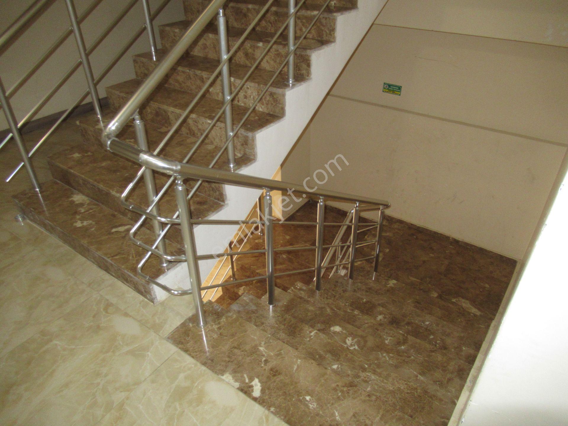 Üstünkent'ten Çiftlikköy'de Üniversiteye Komşu Kiralık 1+1 Daire - Görsel 35