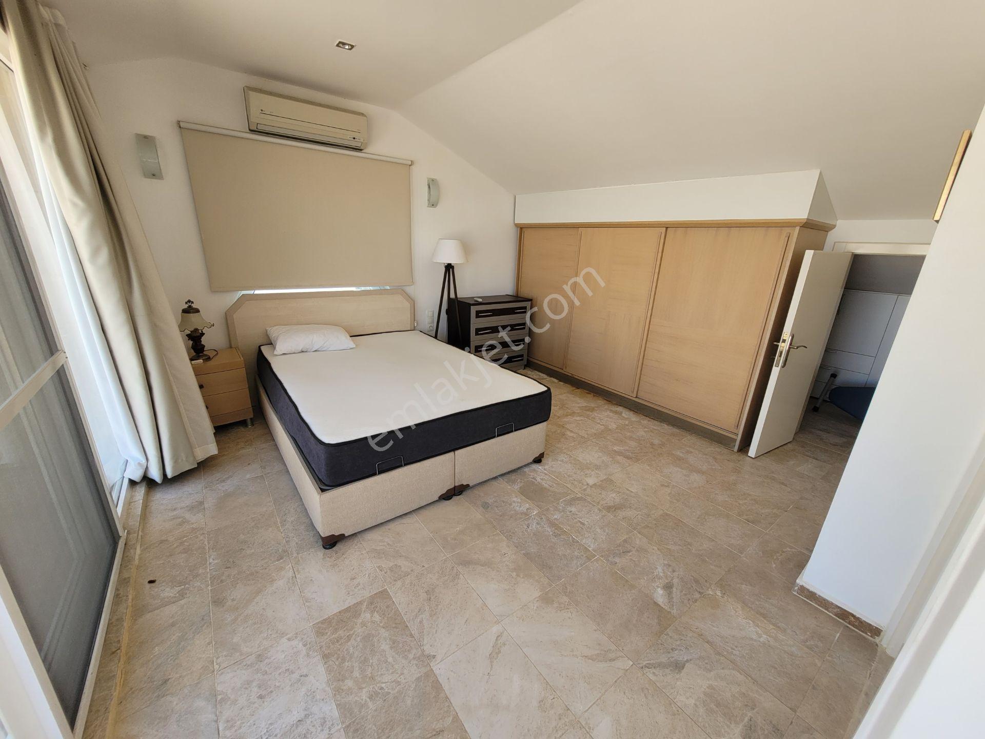 Didim Mersinderede Deniz Manzaralı Yemyeşil Bir Sitede 3+1 Dublex Daire - Görsel 19