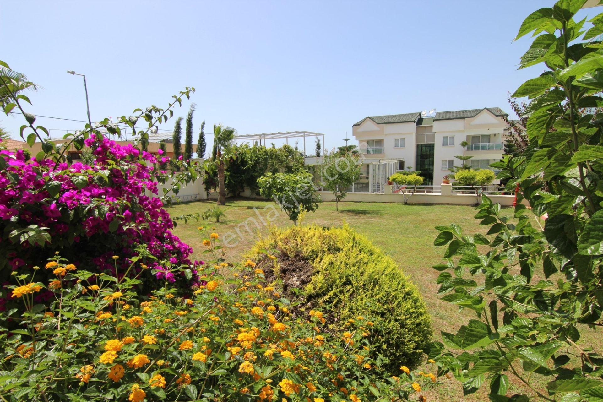 Didim Mersinderede Deniz Manzaralı Yemyeşil Bir Sitede 3+1 Dublex Daire - Görsel 9