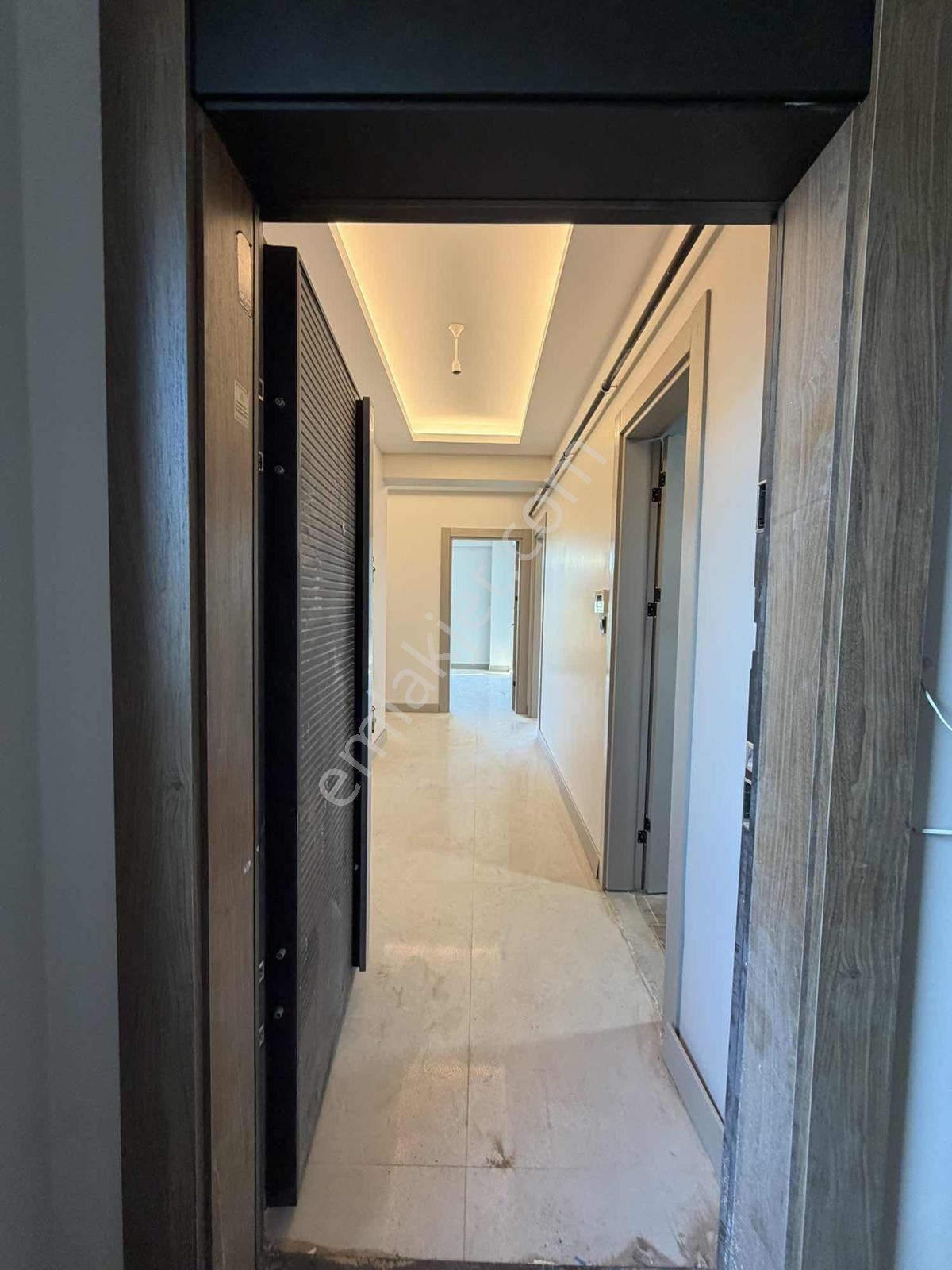 Ömer İnan Remax Hür Arifiyenin Gözde Projesinde Prestijli 3+1 - Görsel 19