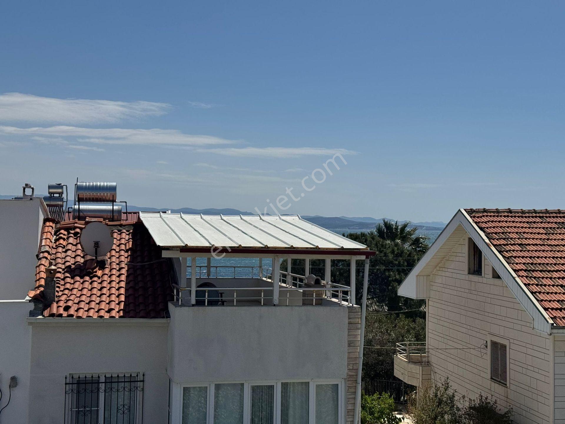 Altınoluk İlkbahar Dan Denize Çok Yakın 4+1 Teraslı Bahçeli Villa - Görsel 14