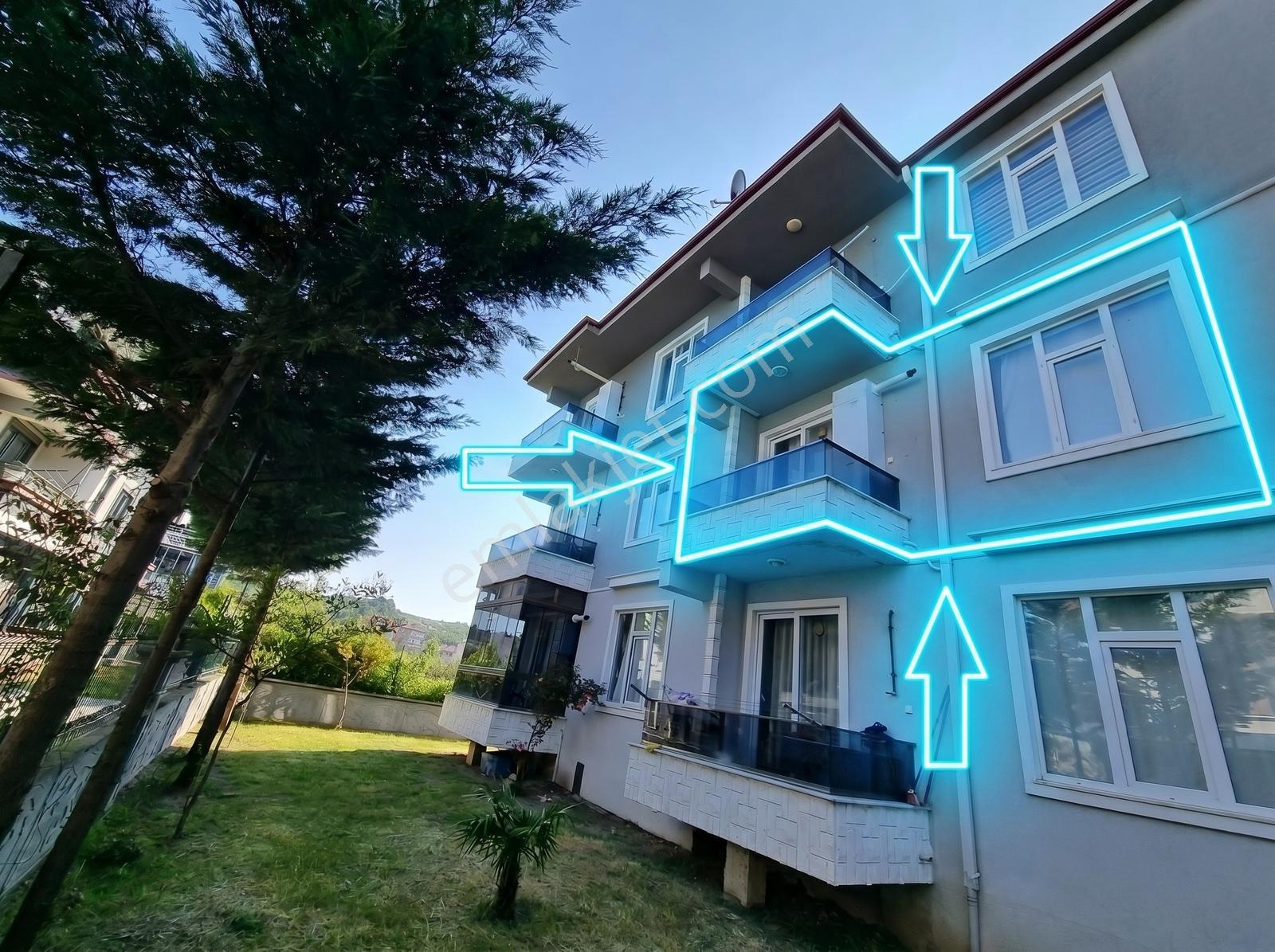 Karasuda Havuzlu Sitede Arakat Eşyalı Temiz 1+1 Daire - Görsel 13