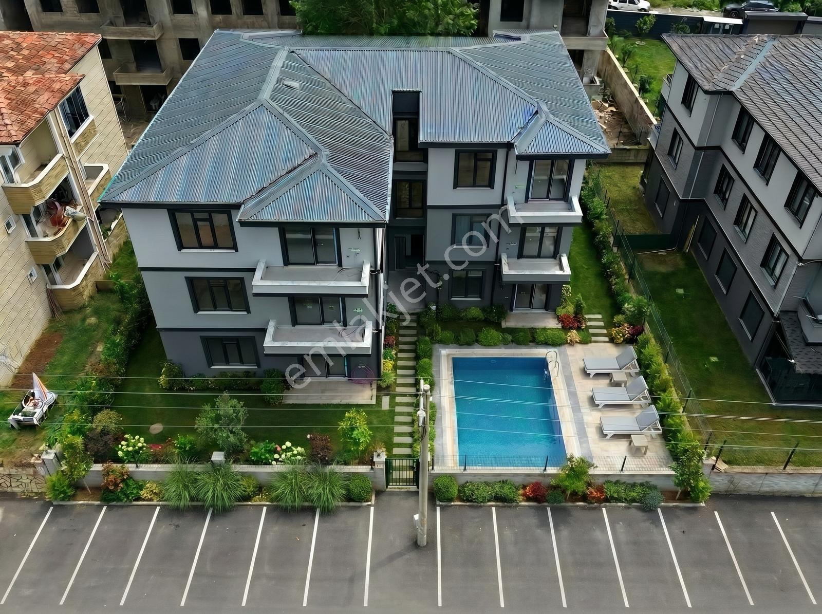 Havuzlu Butik Projede Nakit Veya Taksitli 2+1 Ve 1+1 Daireler