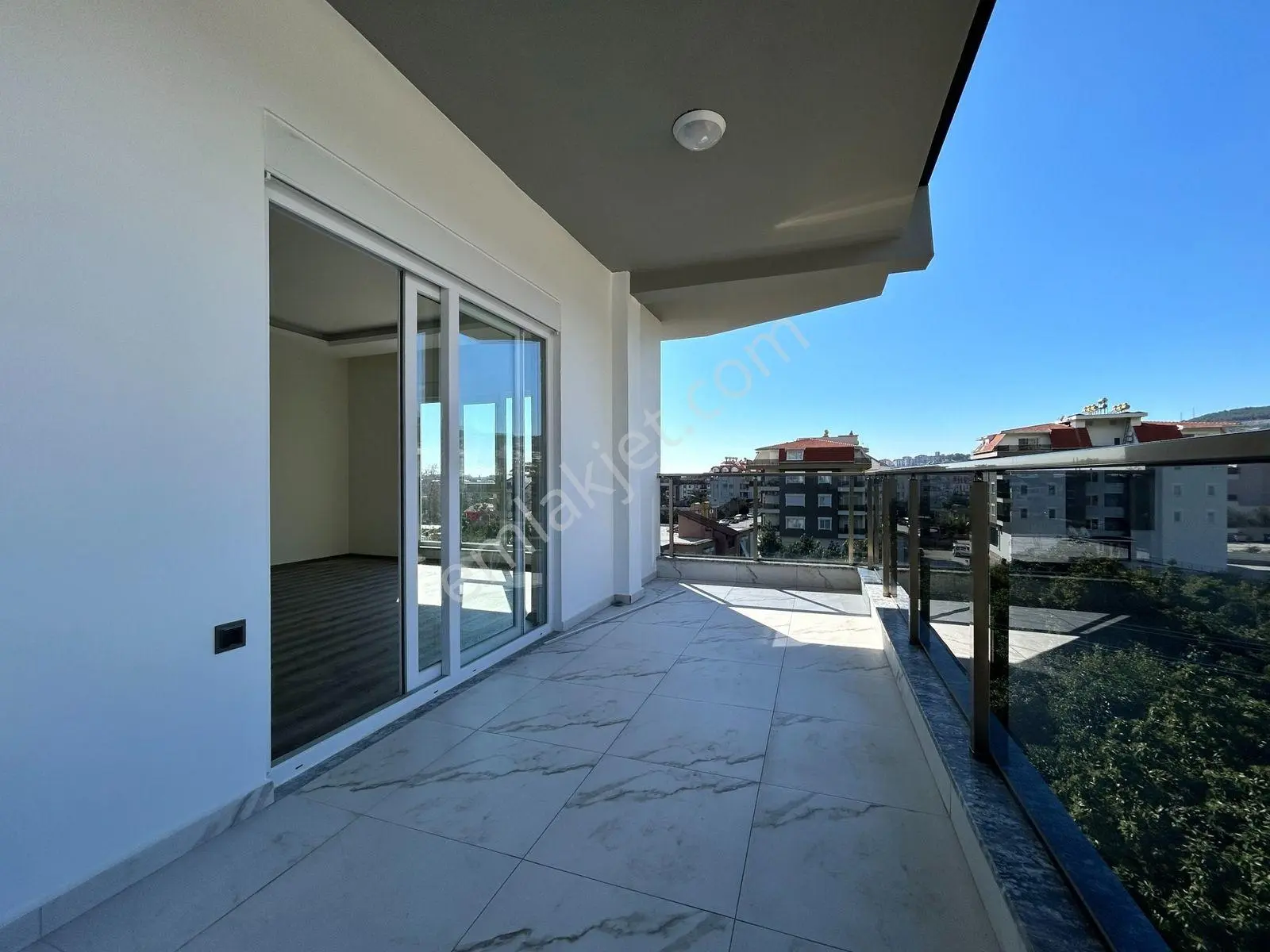 Alanya Obada Sıfır Aktiviteli Site İçerisinde 210 M2 4+1 Dubleks - Görsel 5