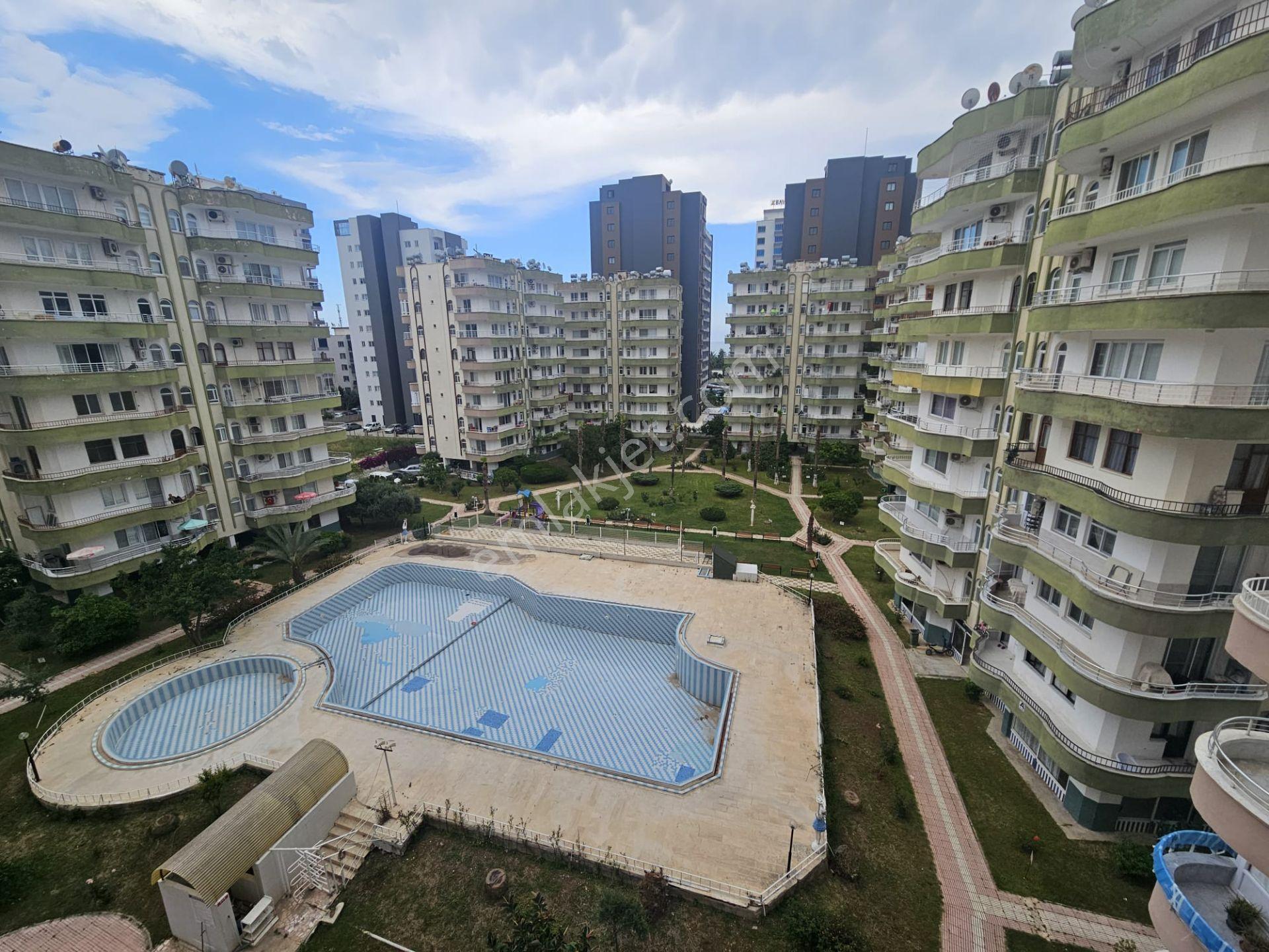 Karınca'dan Tece'de Havuzlu Sitede Merkezi Konumda Eşyalı 3+1 - Görsel 20