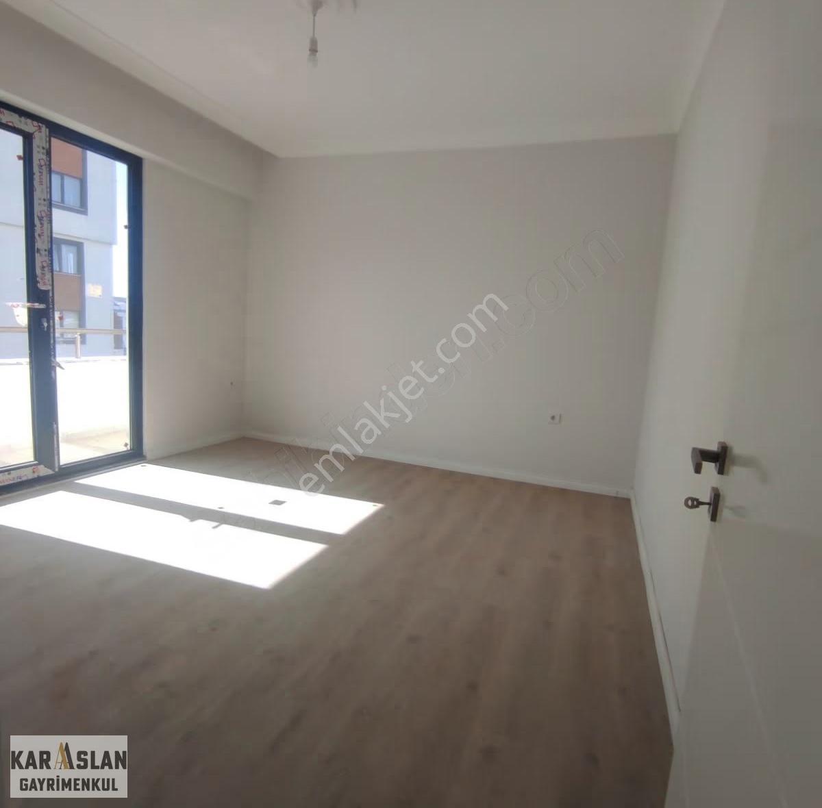 Yeşilyurt Mahallesinde Ferah 3+1 Bahçe Dubleks Daire - Görsel 19