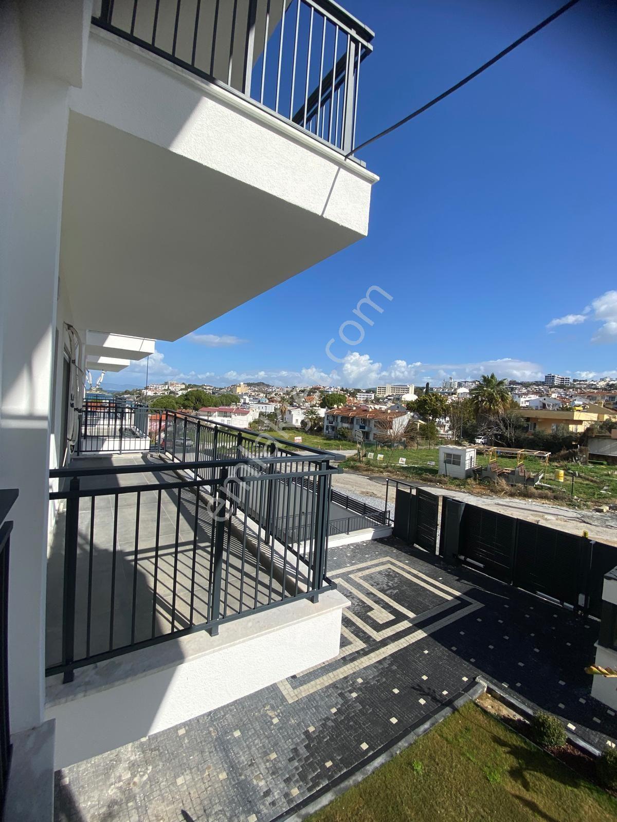 Kuşadası Kadınlardenizi Mahallesinde Denize 50 Mt Mesafede Havuzlu Sitede Satılık 3+1 Sıfır Daire - Görsel 14