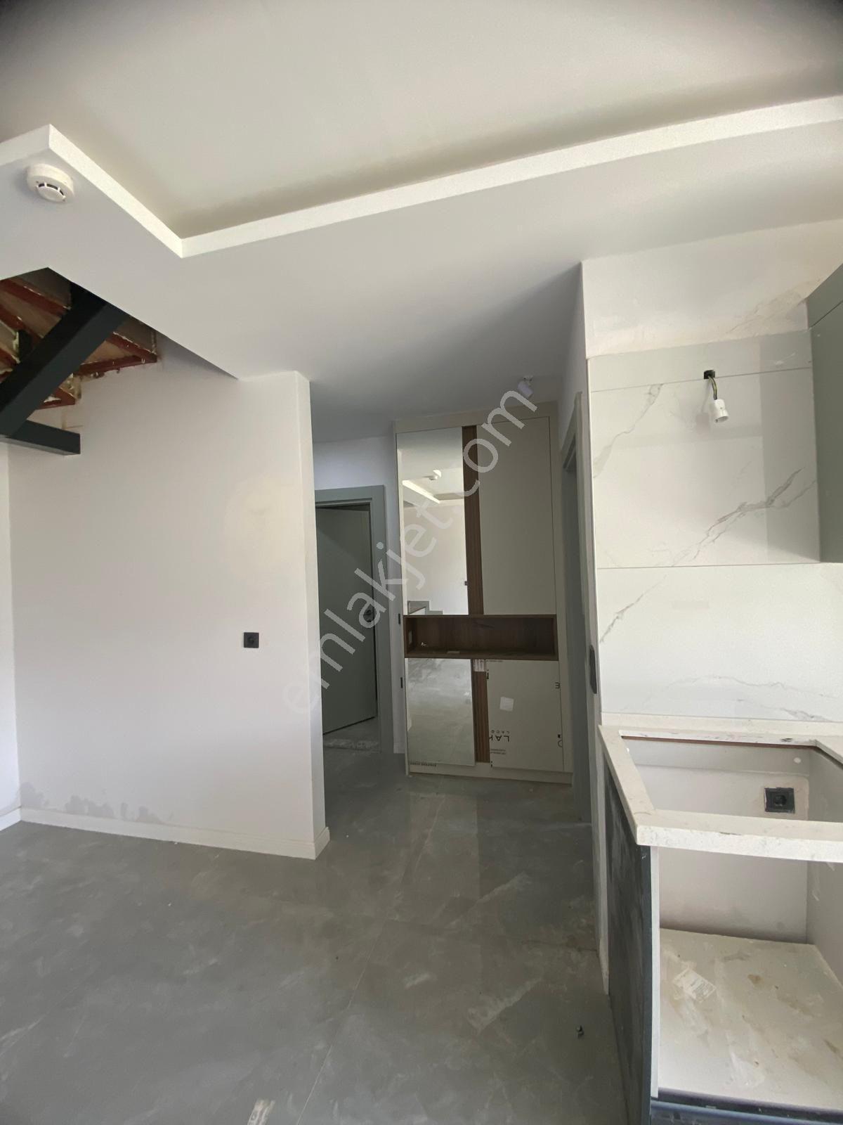 Kuşadası Kadınlardenizi Mahallesinde Denize 50 Mt Mesafede Havuzlu Sitede Satılık 3+1 Sıfır Daire - Görsel 29