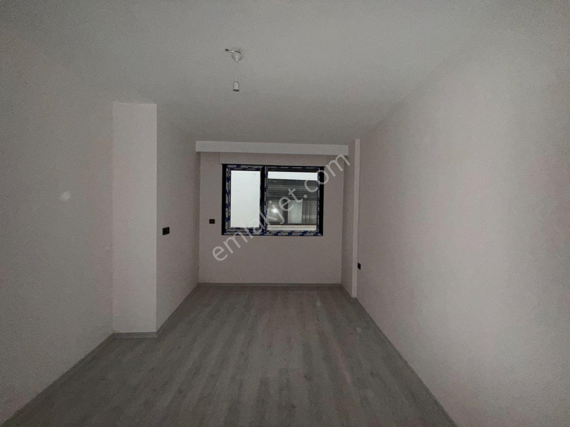 Seferihisar Şehir Merkezinde 90 M² Geniş Kullanımlı Sıfır 2+1 Ara Kat Daire - Görsel 10