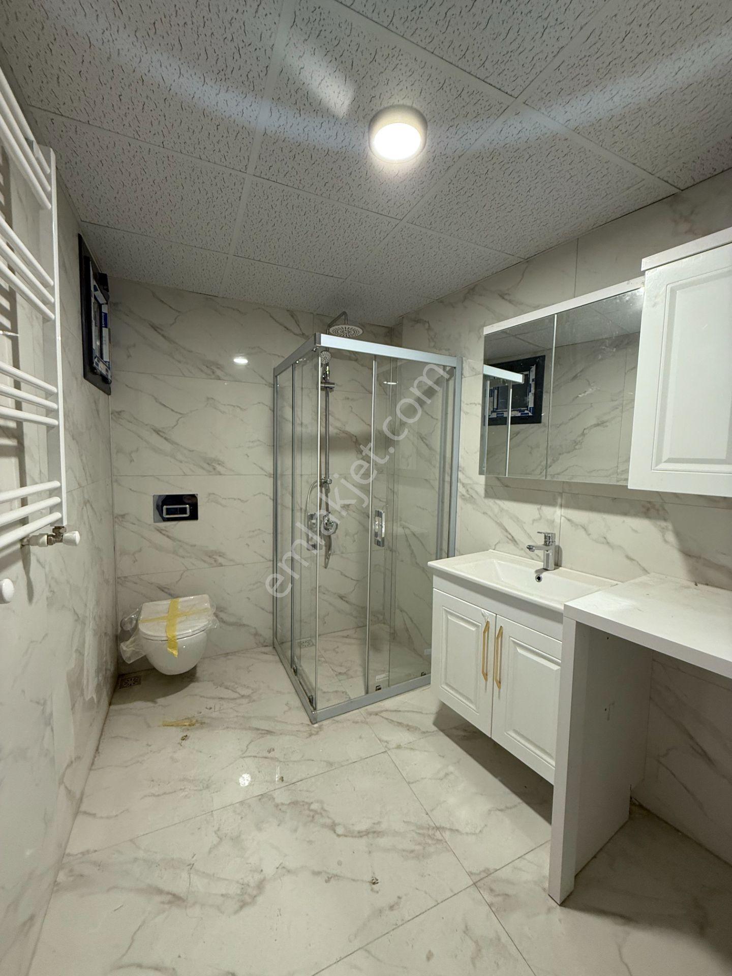Seferihisar Şehir Merkezinde 90 M² Geniş Kullanımlı Sıfır 2+1 Ara Kat Daire - Görsel 13