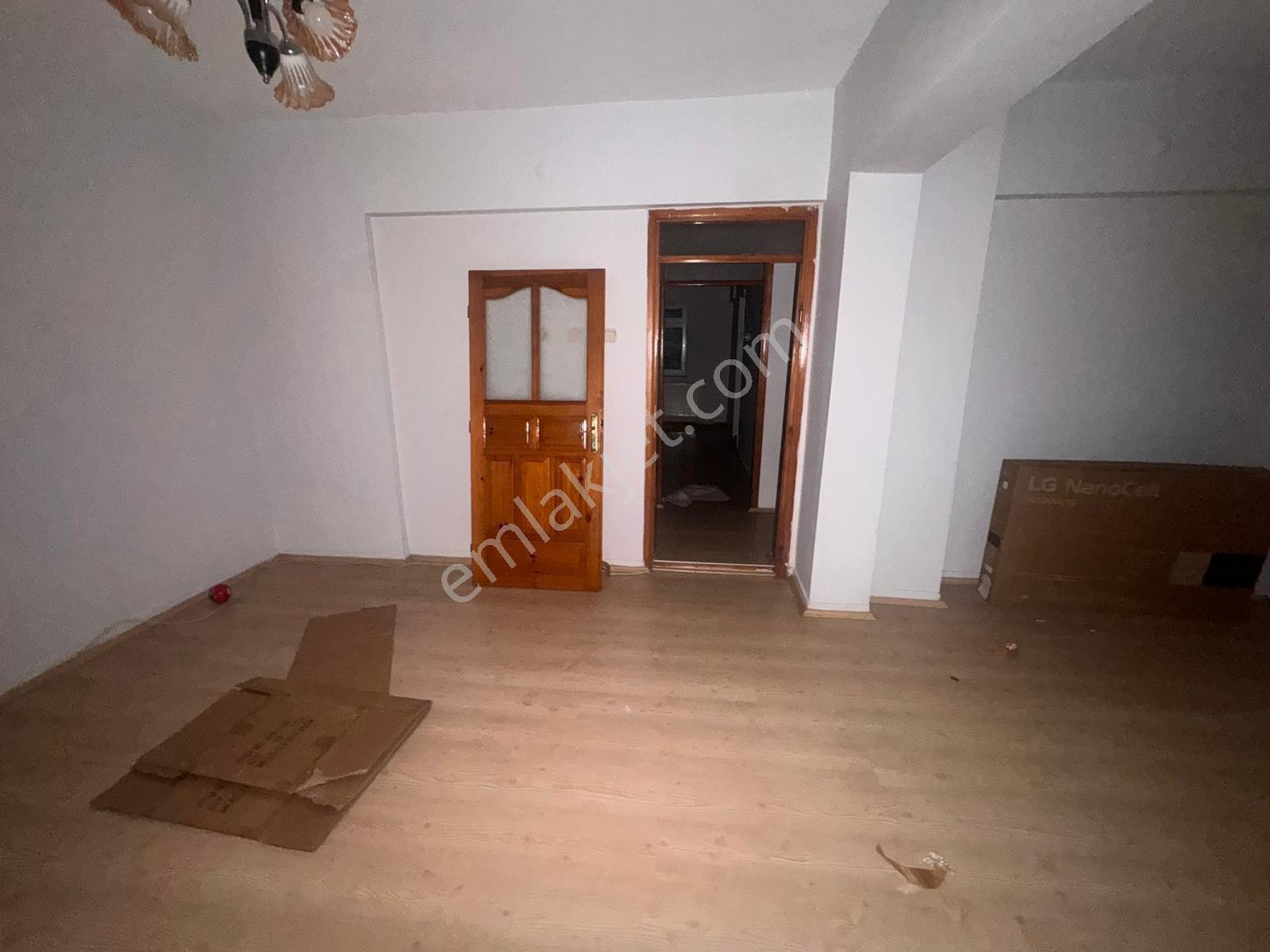 Esentepe Bahçelıevler'de 3+1 Çıft Cephelı Çıft Balkonlu Kıralık - Görsel 21