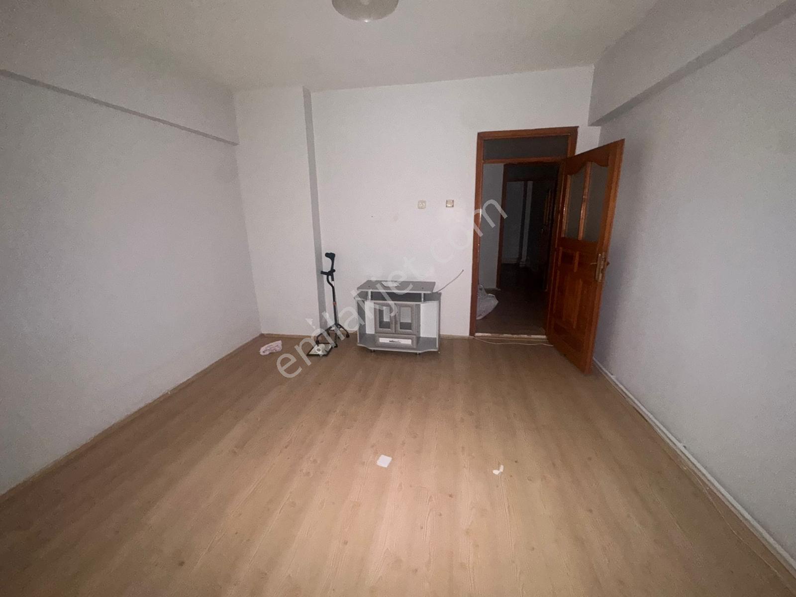 Esentepe Bahçelıevler'de 3+1 Çıft Cephelı Çıft Balkonlu Kıralık - Görsel 28