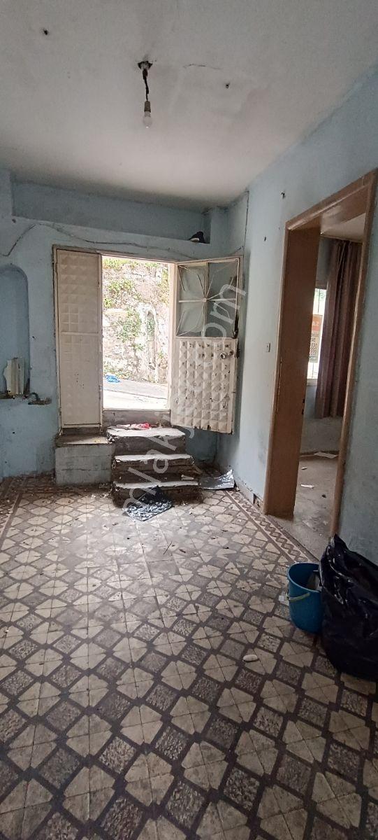 Konak Merkezde 110 M2 Deniz Manzara Büyük Komple Ev Kiralıktır - Görsel 17