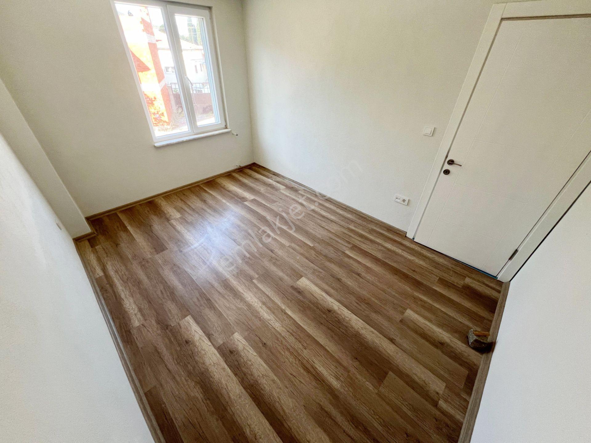 ▓tek Yetkili▓ Jet'ten Güre'de Kapalı Otoparklı Bahçeli 3+1 Villa - Görsel 32