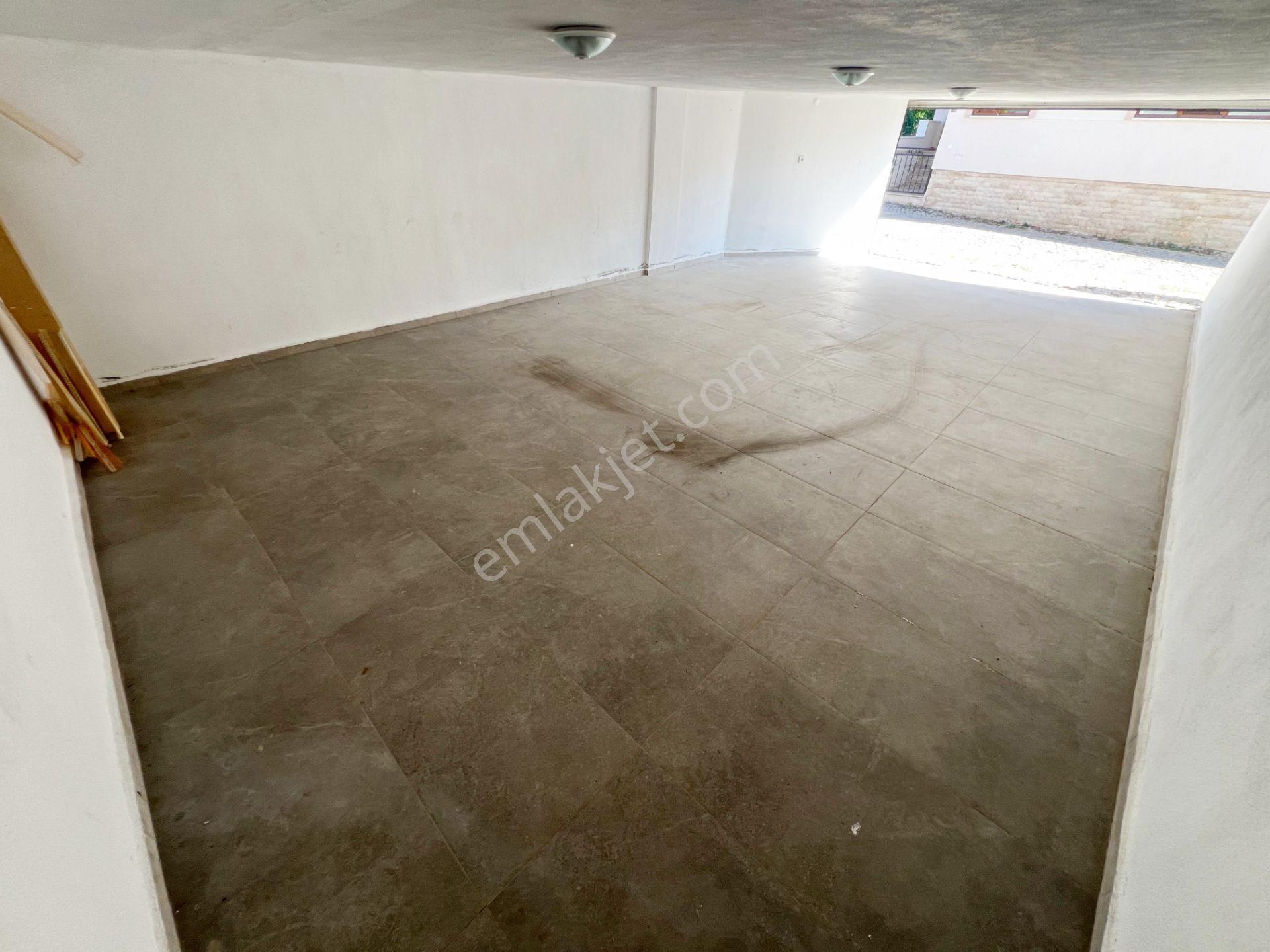 ▓tek Yetkili▓ Jet'ten Güre'de Kapalı Otoparklı Bahçeli 3+1 Villa - Görsel 25