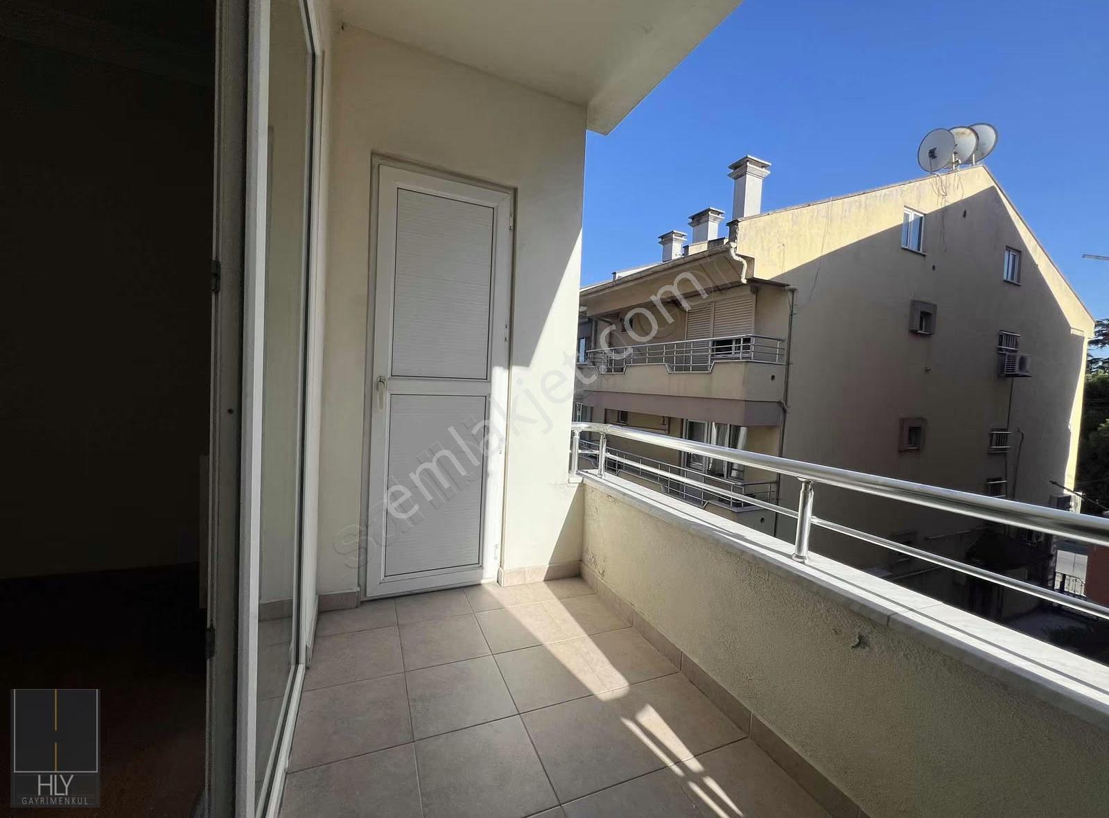 Hly Gayrimenkulden Sütlüce Mahallesinde 3+1 Kiralık Daire - Görsel 27