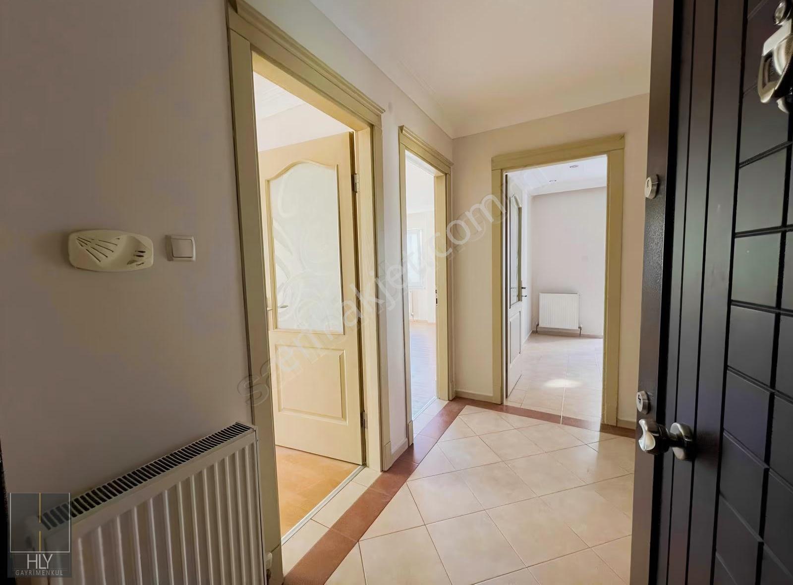Hly Gayrimenkulden Sütlüce Mahallesinde 3+1 Kiralık Daire - Görsel 14